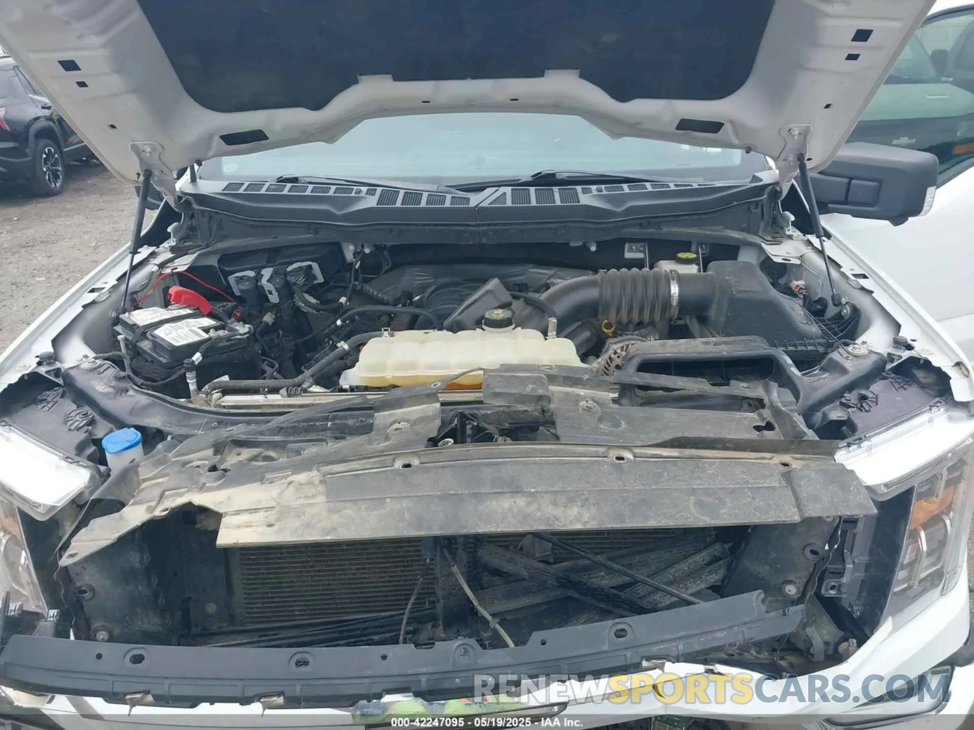 10 fotografías del automóvil dañado 1FTFW1E58NFA24019 FORD F-150 2022