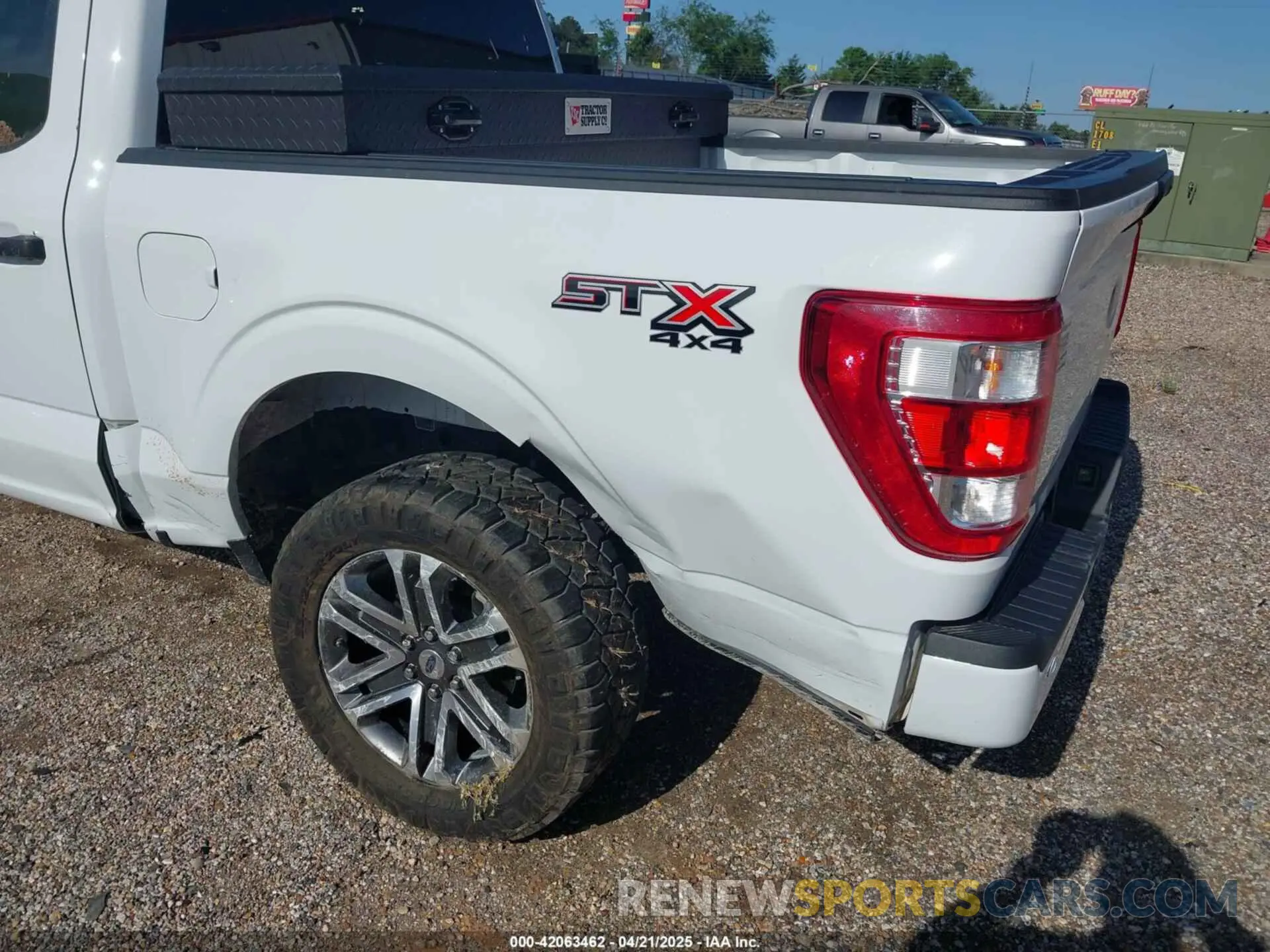 18 fotografías del automóvil dañado 1FTFW1E58NKD55917 FORD F-150 2022