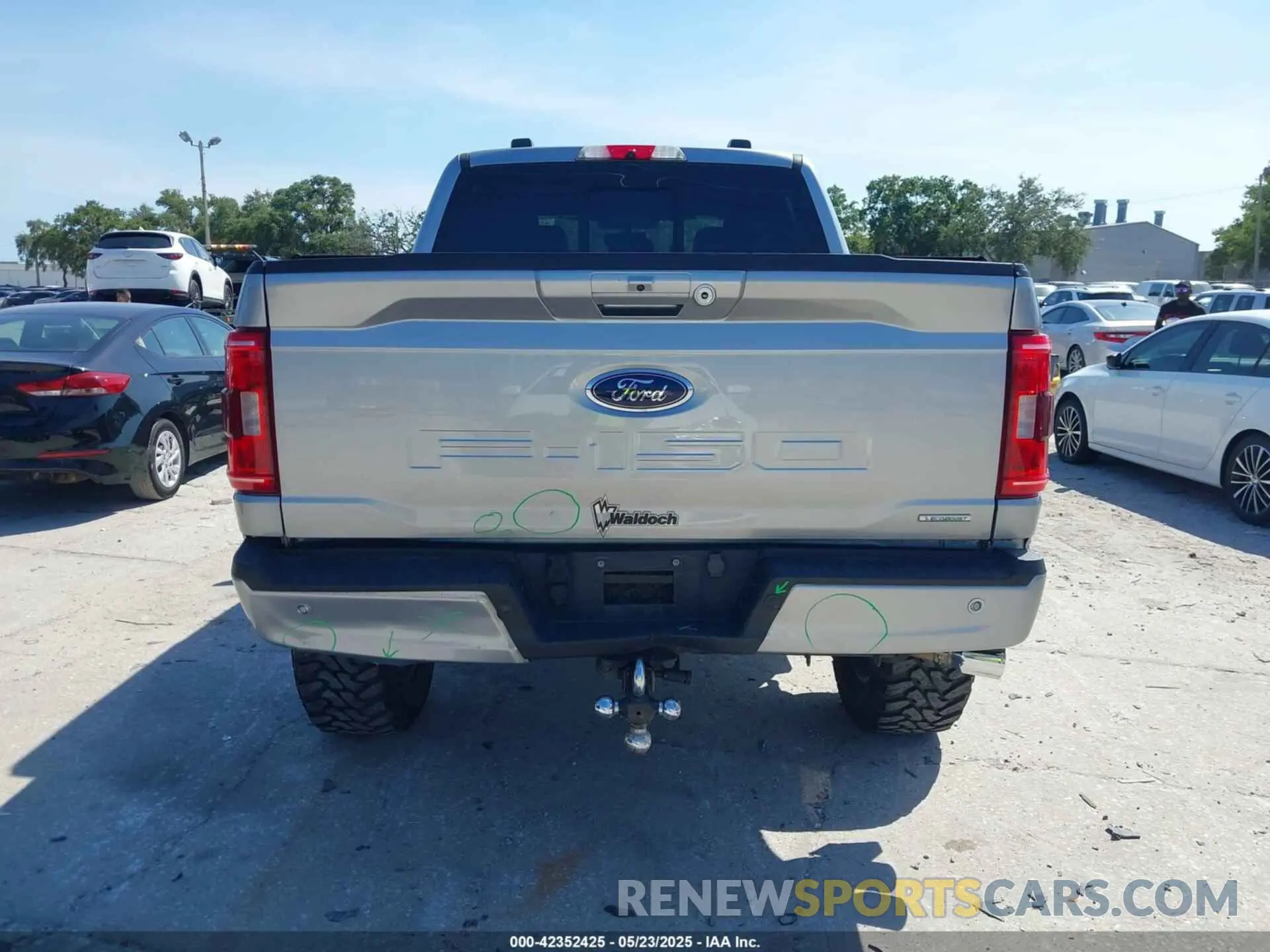 16 fotografías del automóvil dañado 1FTFW1E80NKD28401 FORD F-150 2022