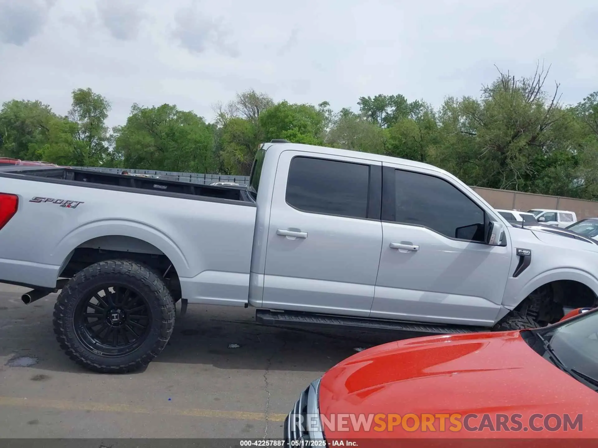 13 fotografías del automóvil dañado 1FTFW1E82NKE30430 FORD F-150 2022