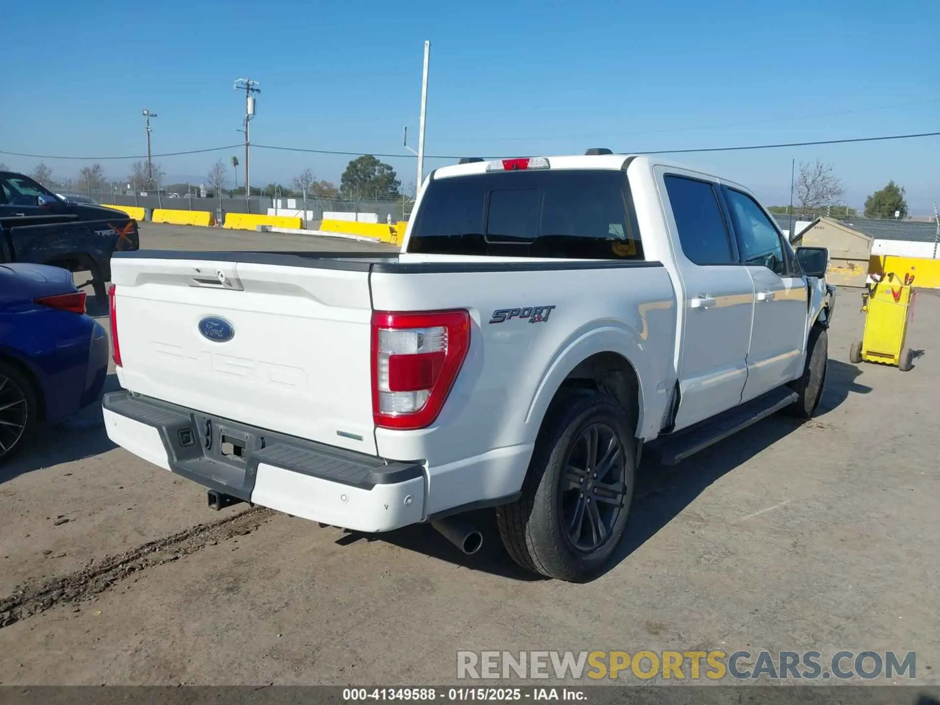 4 fotografías del automóvil dañado 1FTFW1E83NFA92867 FORD F-150 2022