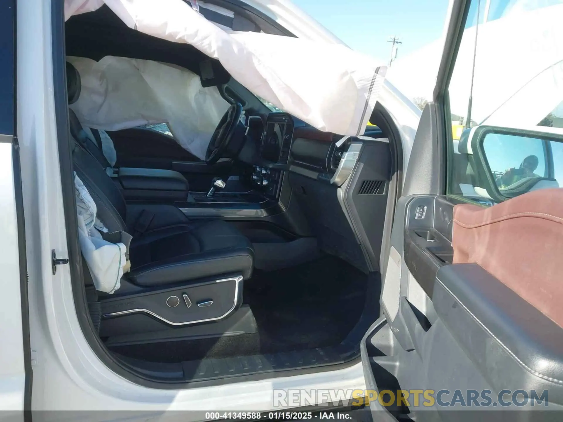 5 fotografías del automóvil dañado 1FTFW1E83NFA92867 FORD F-150 2022