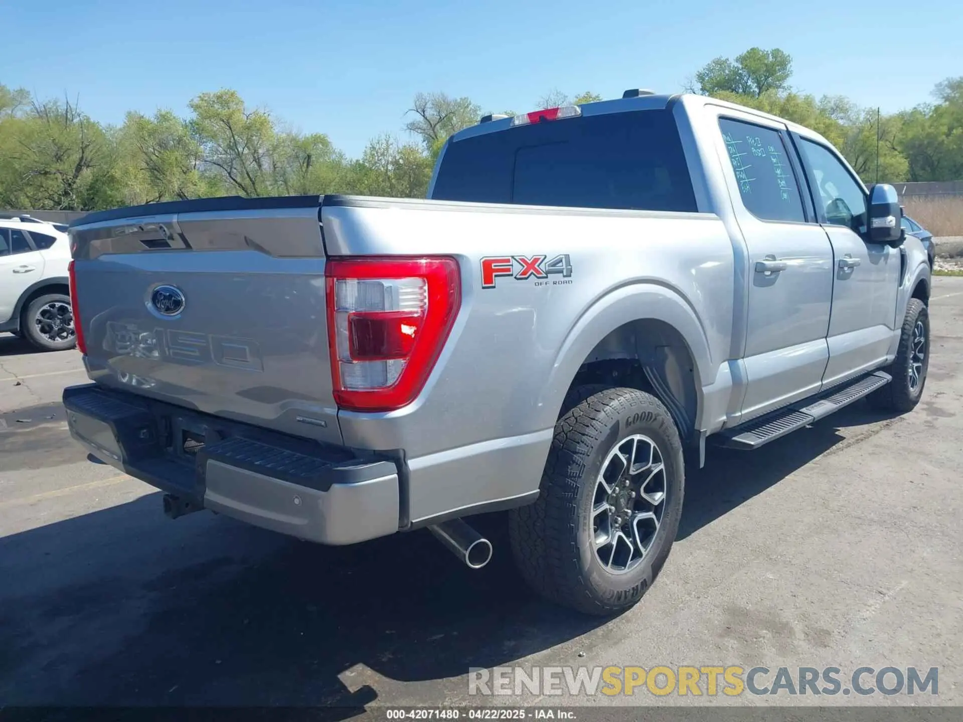 4 fotografías del automóvil dañado 1FTFW1E84NFC32330 FORD F-150 2022