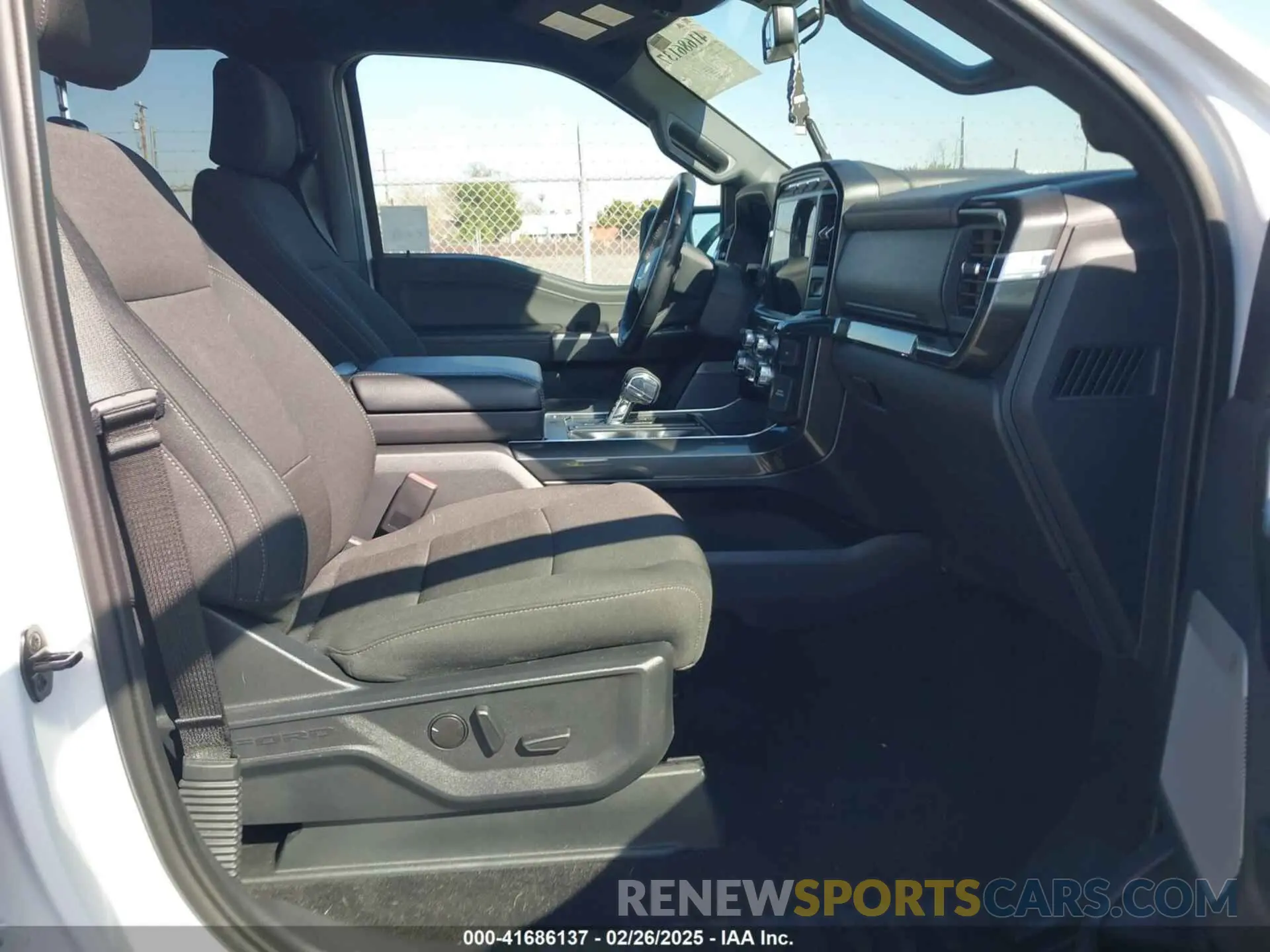 5 fotografías del automóvil dañado 1FTFW1E87NKE43237 FORD F-150 2022