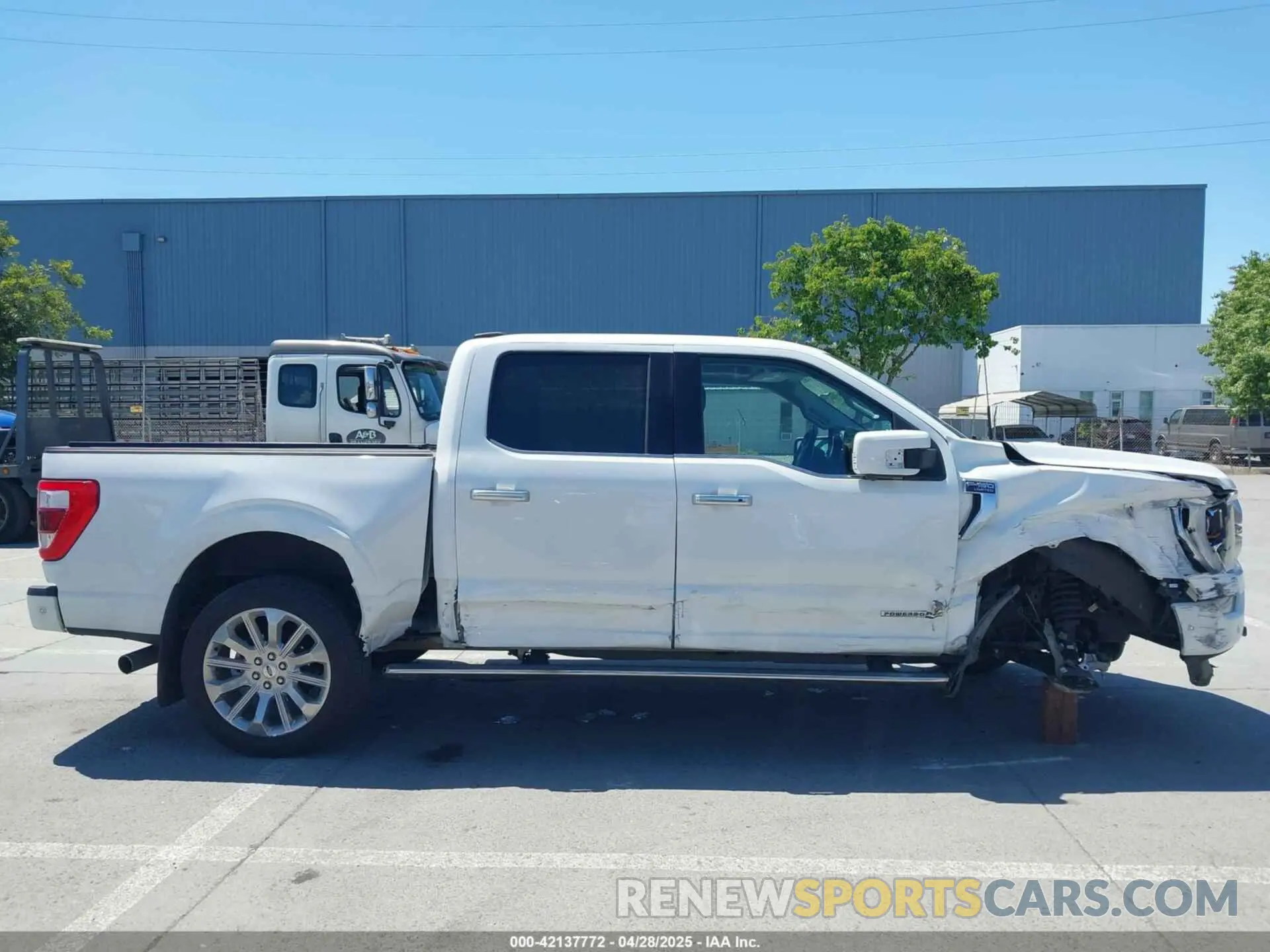 13 fotografías del automóvil dañado 1FTFW1ED0NFB57669 FORD F-150 2022
