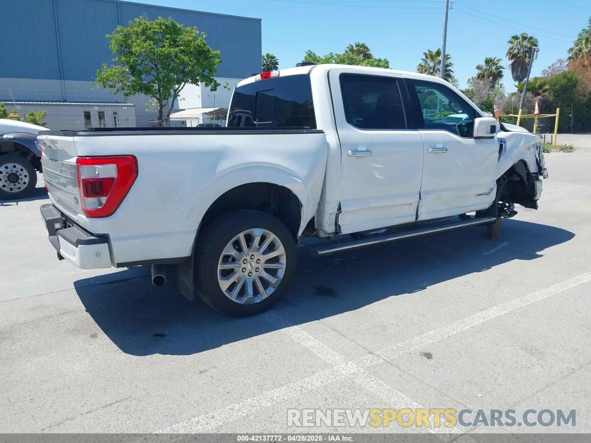 4 fotografías del automóvil dañado 1FTFW1ED0NFB57669 FORD F-150 2022