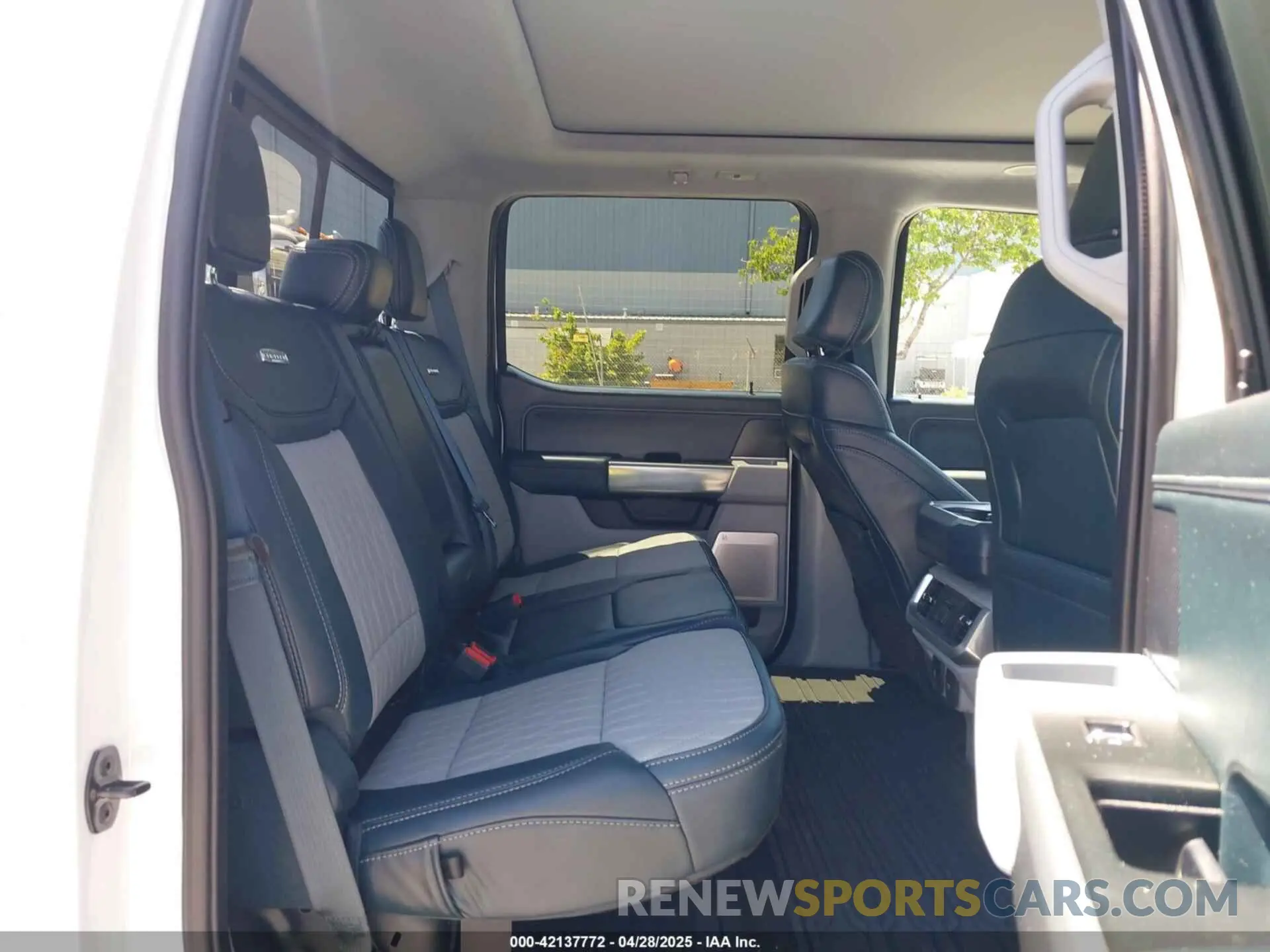 8 fotografías del automóvil dañado 1FTFW1ED0NFB57669 FORD F-150 2022