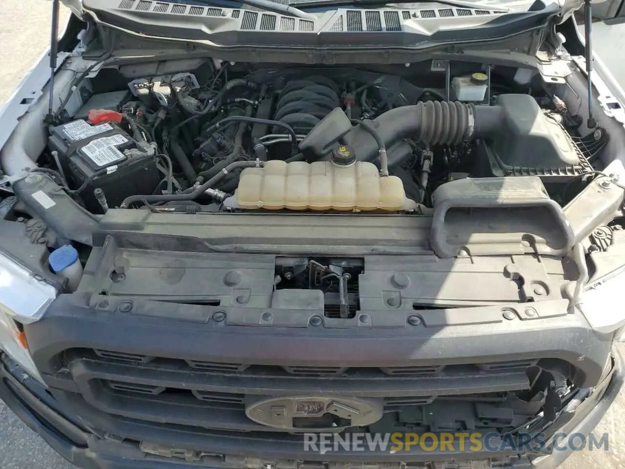 11 fotografías del automóvil dañado 1FTFX1E51NFA73401 FORD F-150 2022
