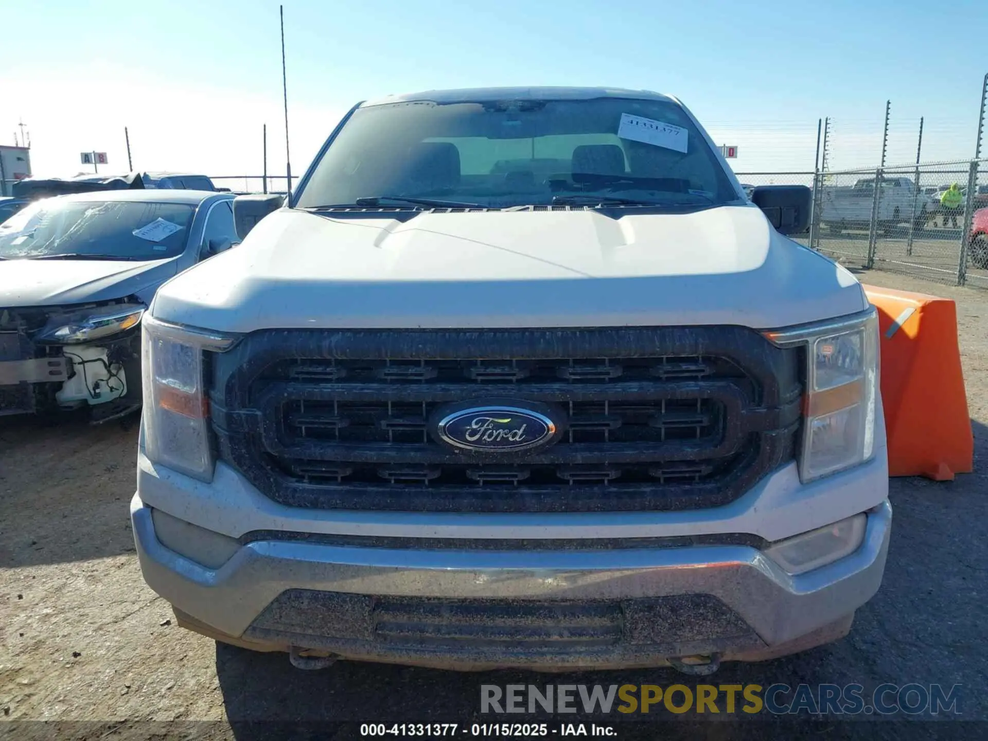 12 fotografías del automóvil dañado 1FTFX1E52NKD38205 FORD F-150 2022