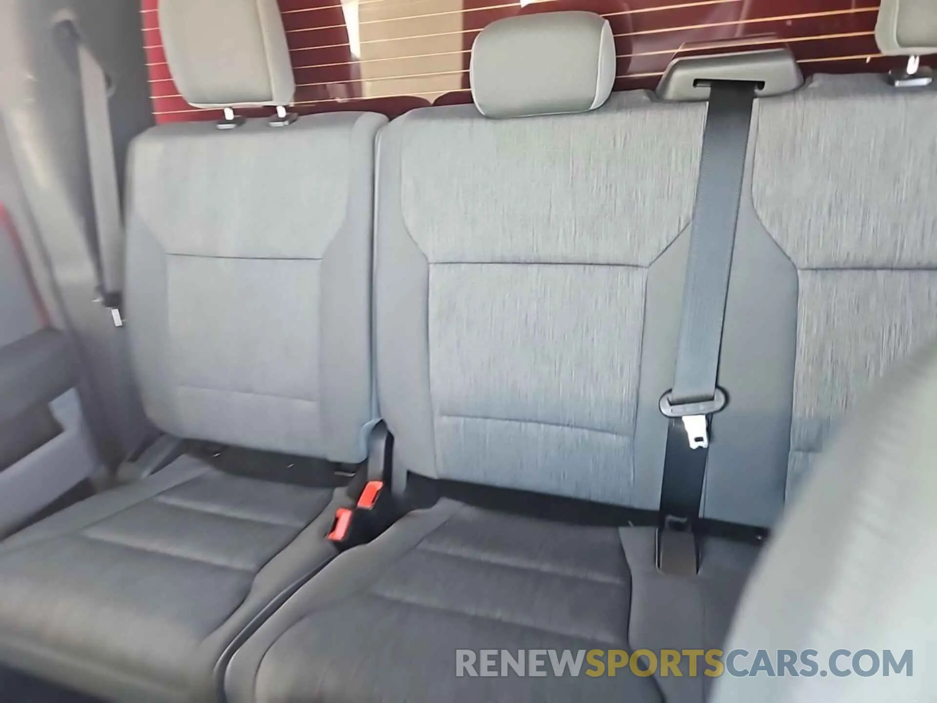 5 fotografías del automóvil dañado 1FTFX1E81NKE34675 FORD F-150 2022
