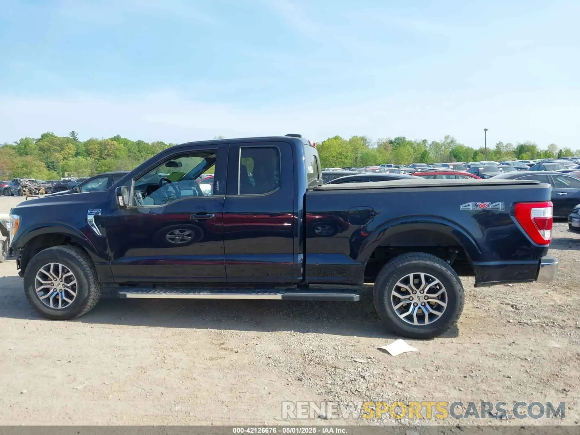 14 fotografías del automóvil dañado 1FTFX1E84NFA00176 FORD F-150 2022