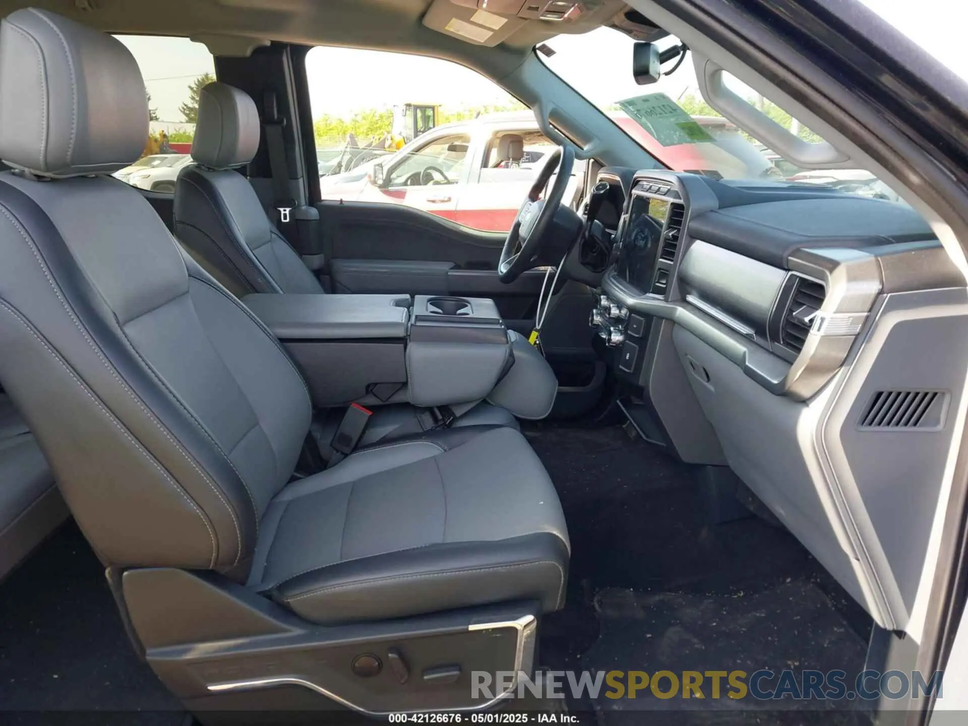 5 fotografías del automóvil dañado 1FTFX1E84NFA00176 FORD F-150 2022