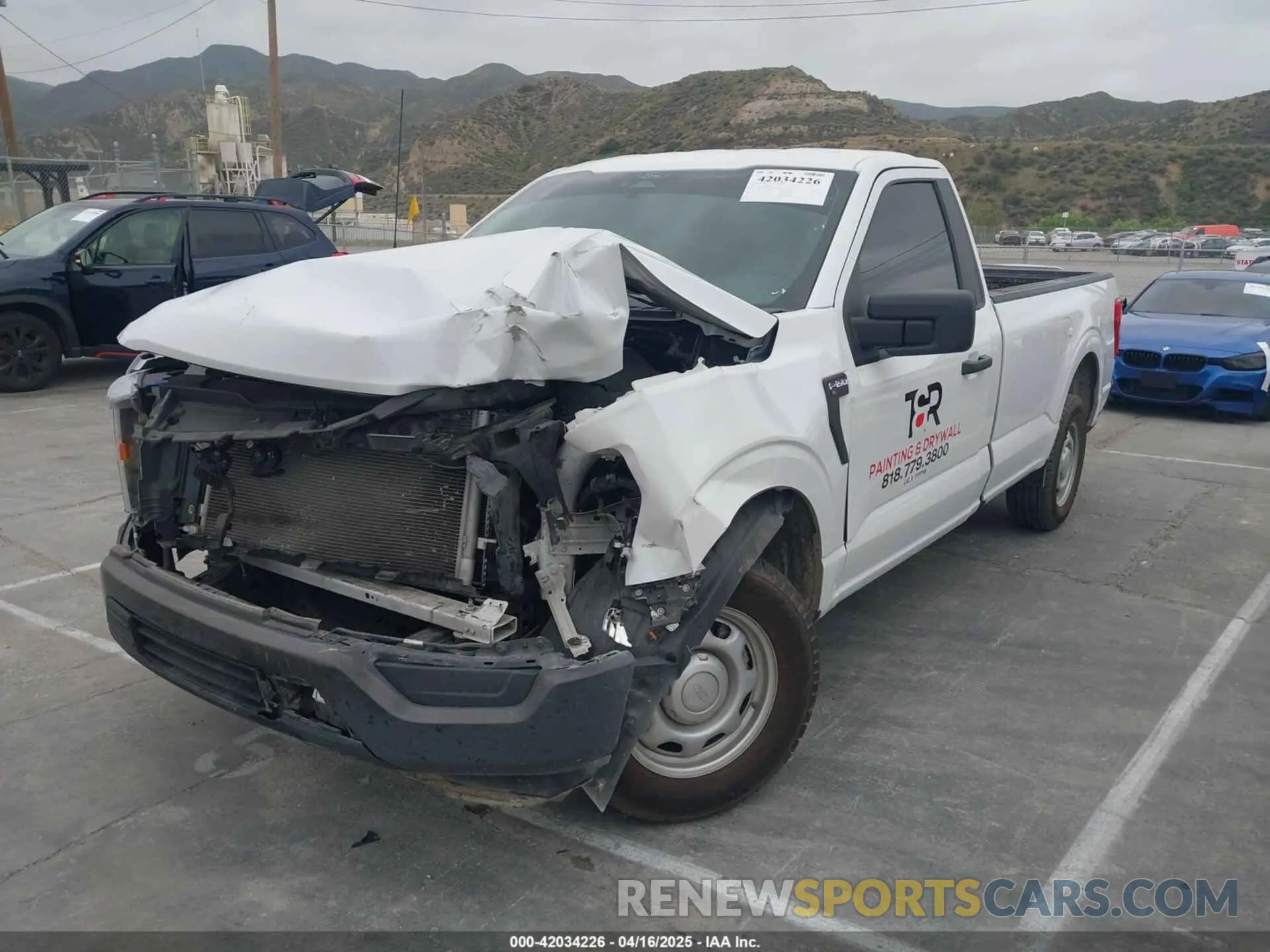 2 fotografías del automóvil dañado 1FTMF1CB4NKE51463 FORD F-150 2022