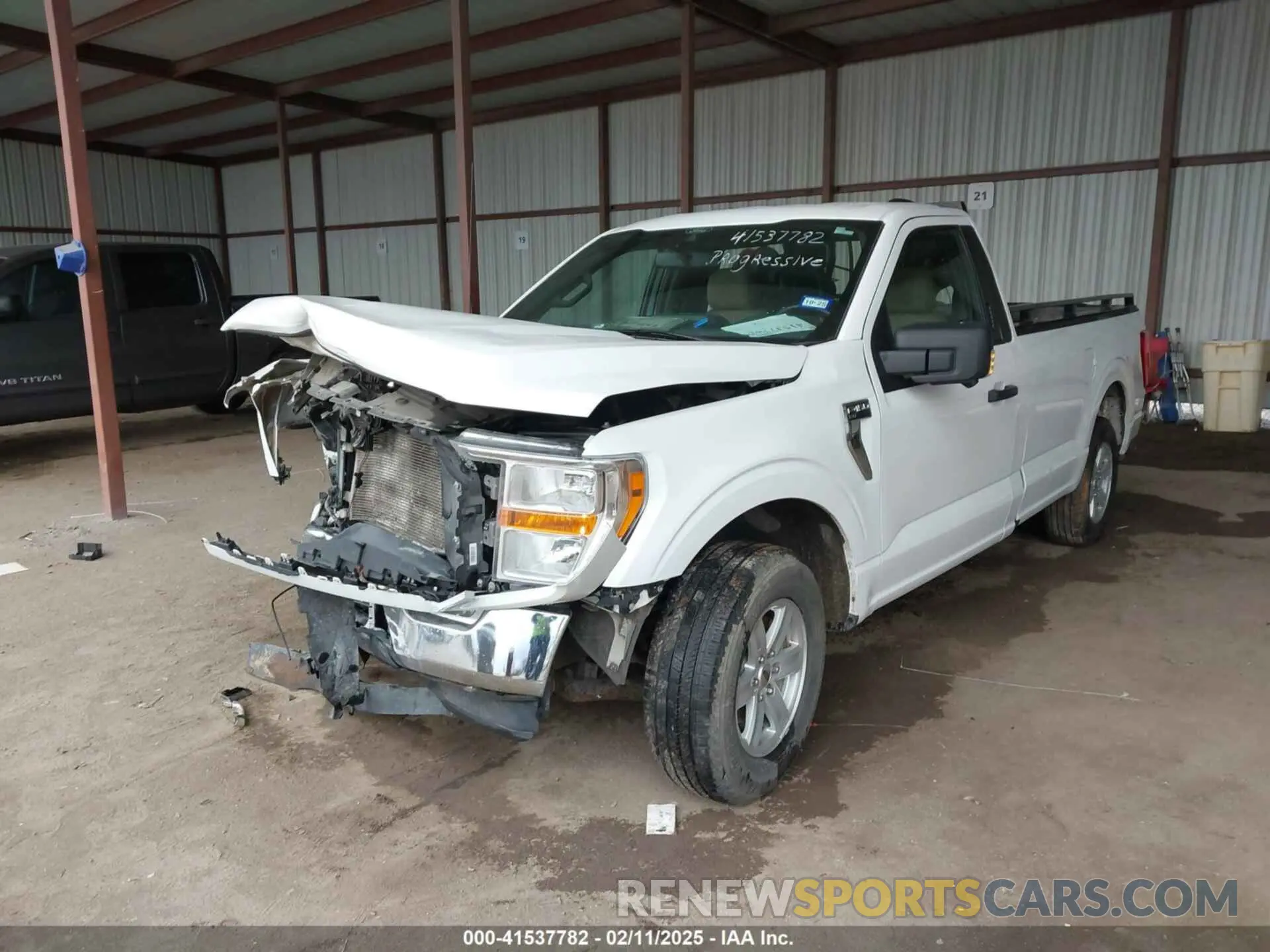 2 fotografías del automóvil dañado 1FTMF1CP0NKD88843 FORD F-150 2022