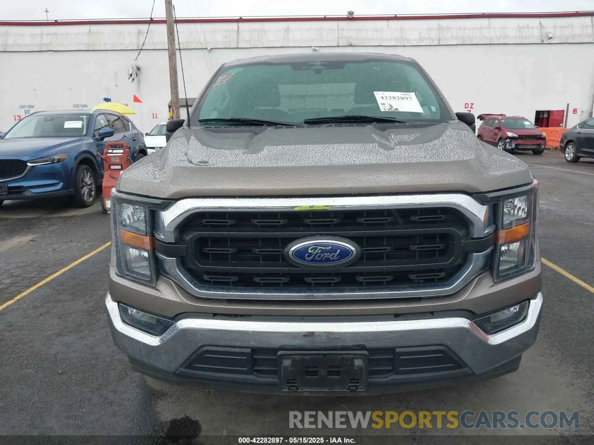 17 fotografías del automóvil dañado 1FTEW1C51PFB46321 FORD F-150 2023