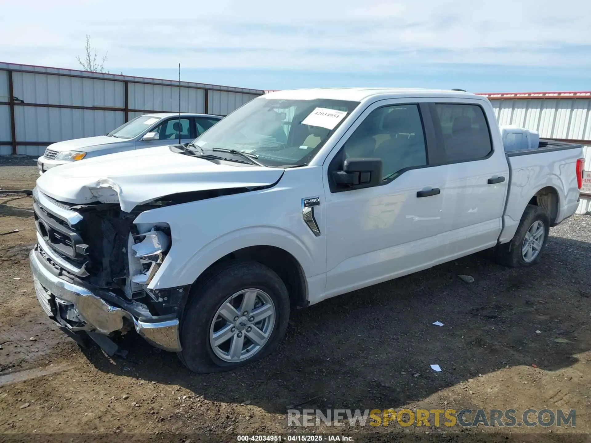 2 fotografías del automóvil dañado 1FTEW1C51PKE77973 FORD F-150 2023