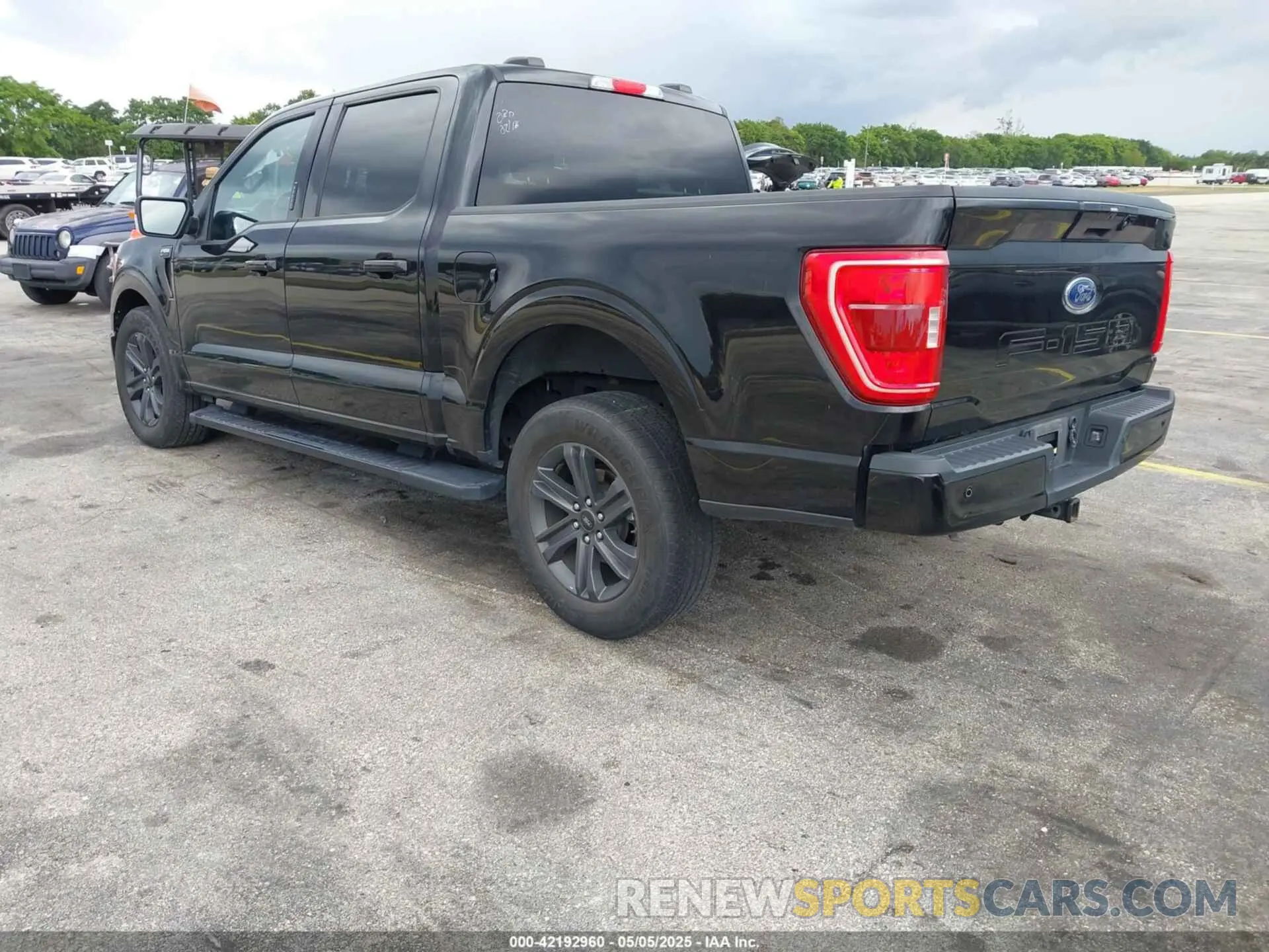 3 fotografías del automóvil dañado 1FTEW1C52PFA90311 FORD F-150 2023