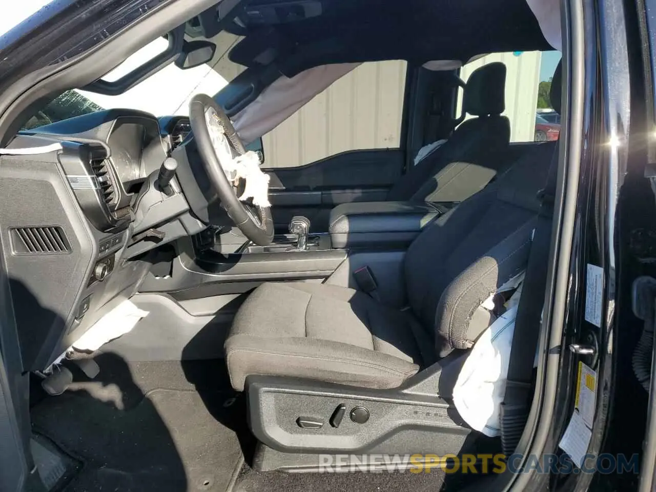 7 fotografías del automóvil dañado 1FTEW1C53PFB83581 FORD F-150 2023