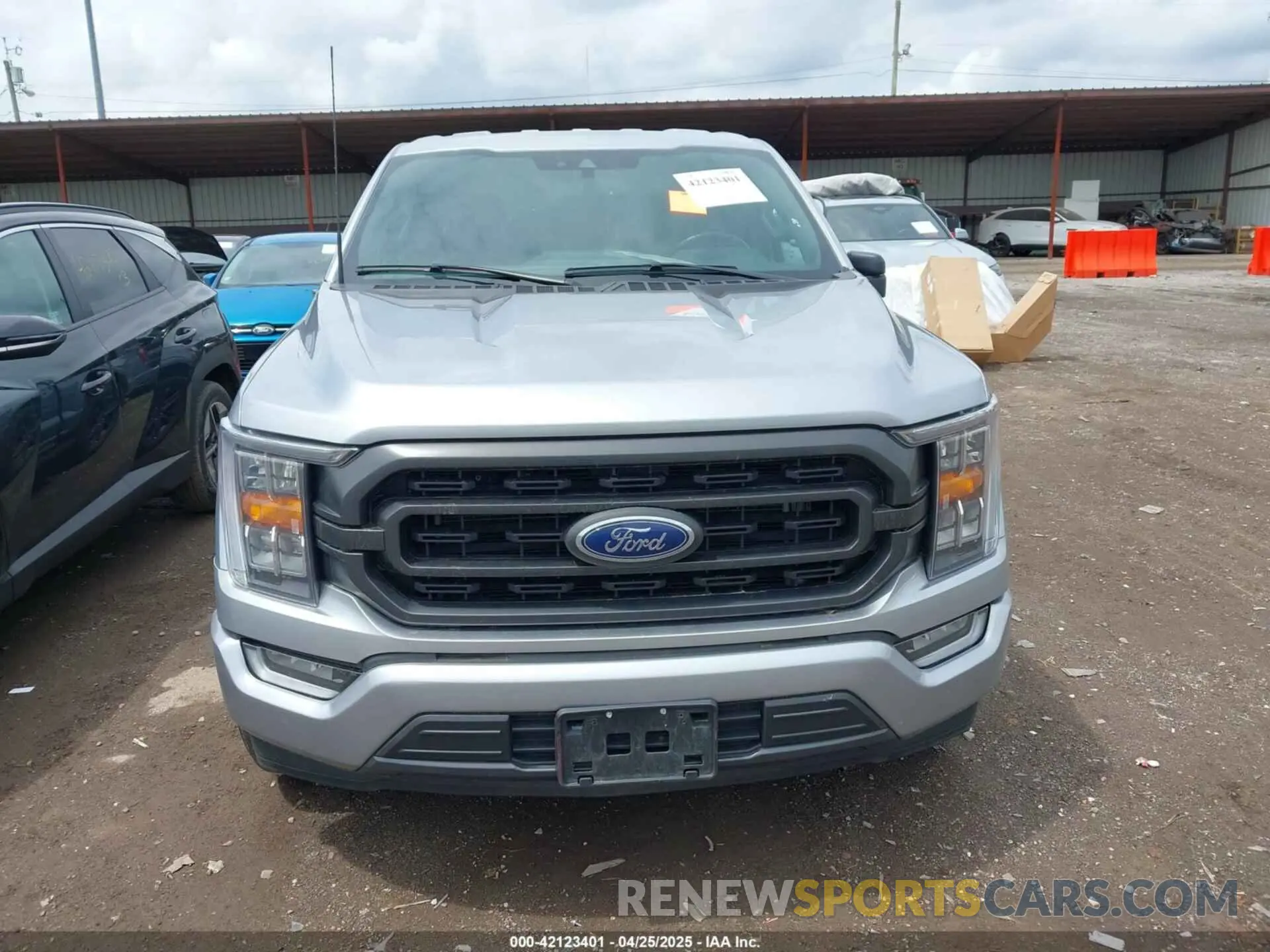 12 fotografías del automóvil dañado 1FTEW1C53PFC27546 FORD F-150 2023