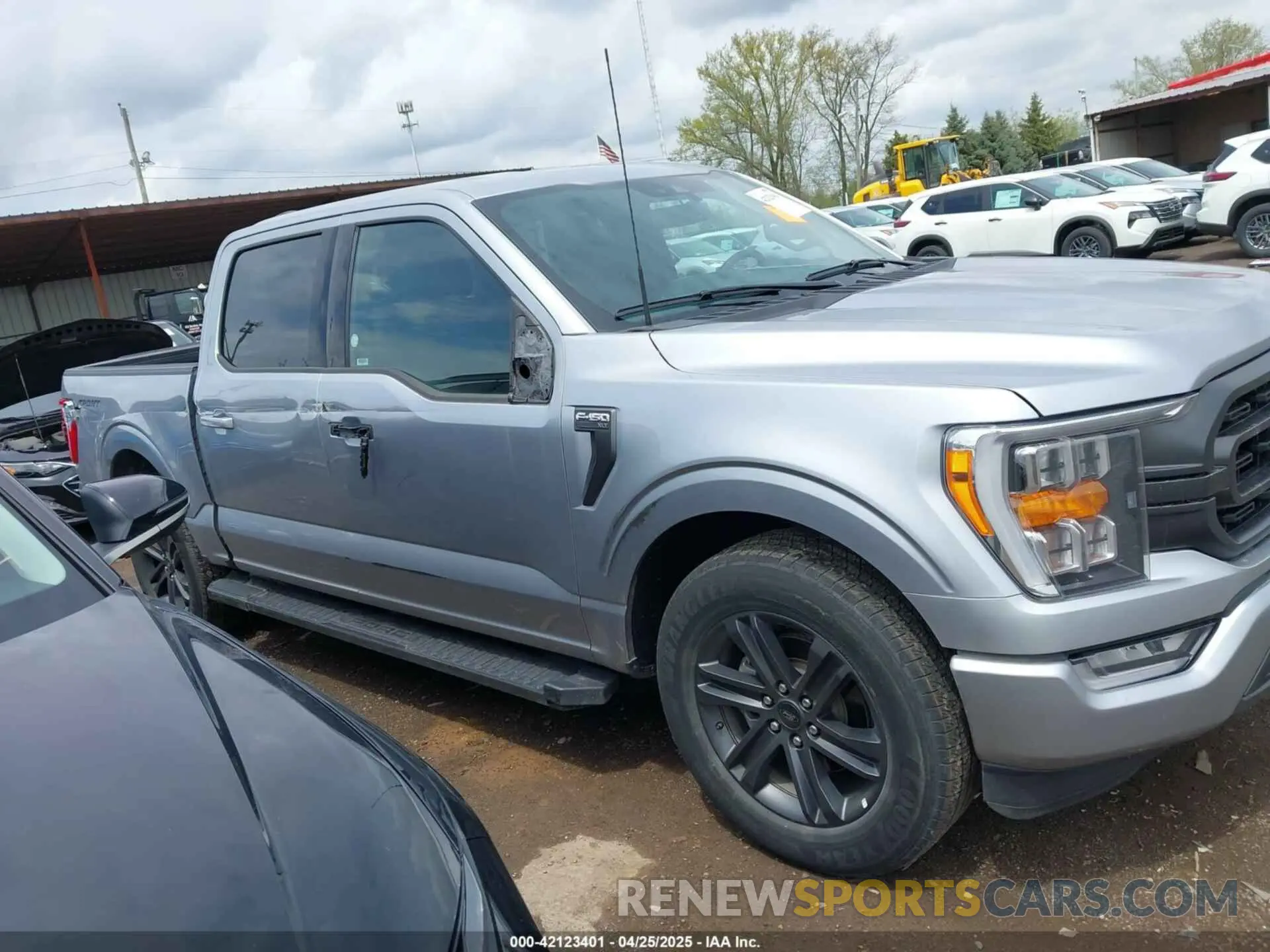 13 fotografías del automóvil dañado 1FTEW1C53PFC27546 FORD F-150 2023