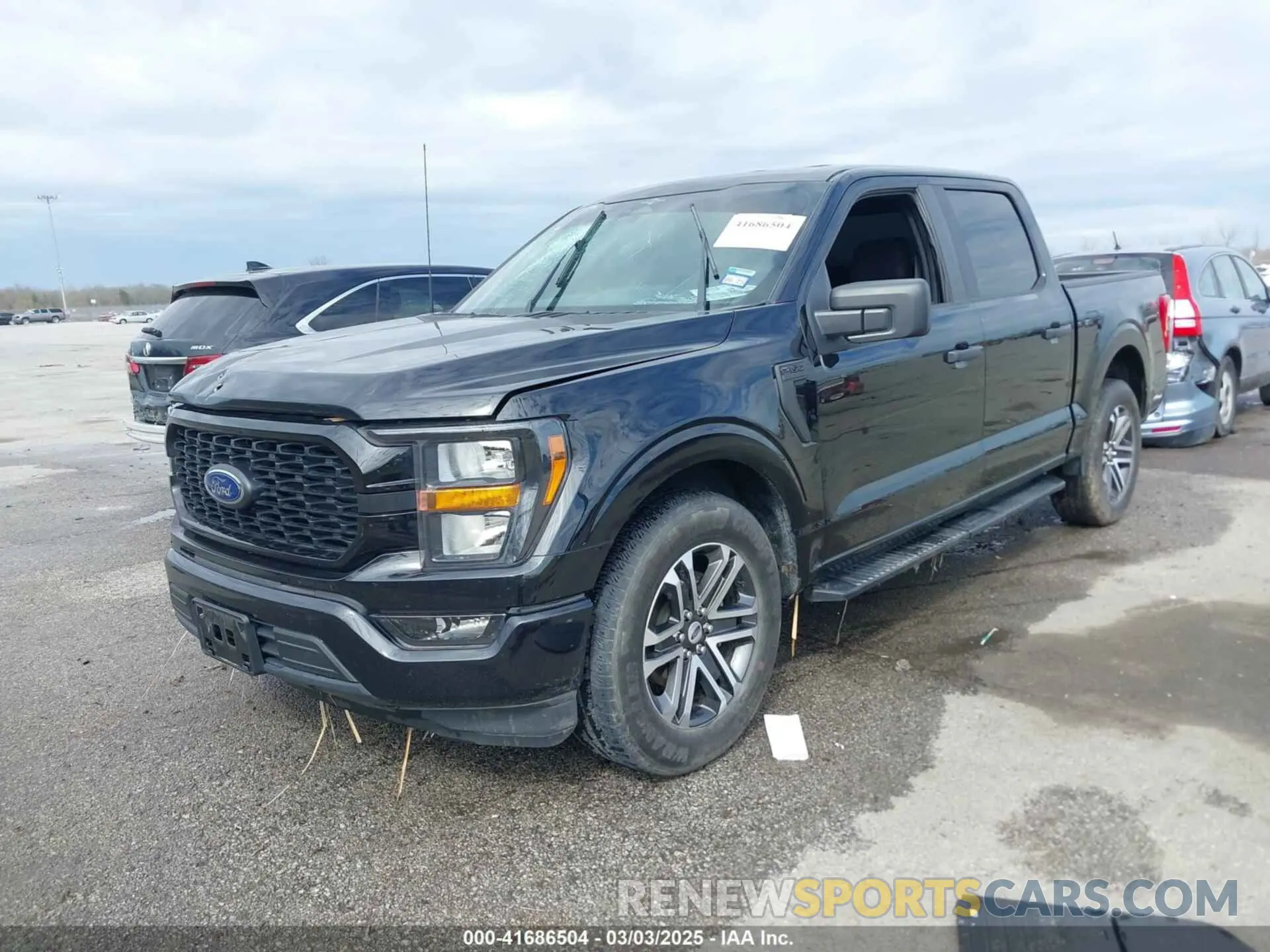 2 fotografías del automóvil dañado 1FTEW1C54PFB88031 FORD F-150 2023