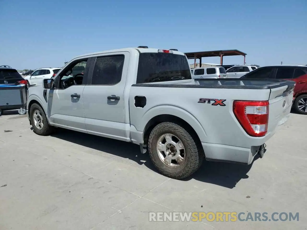 2 fotografías del automóvil dañado 1FTEW1C54PKF82670 FORD F-150 2023
