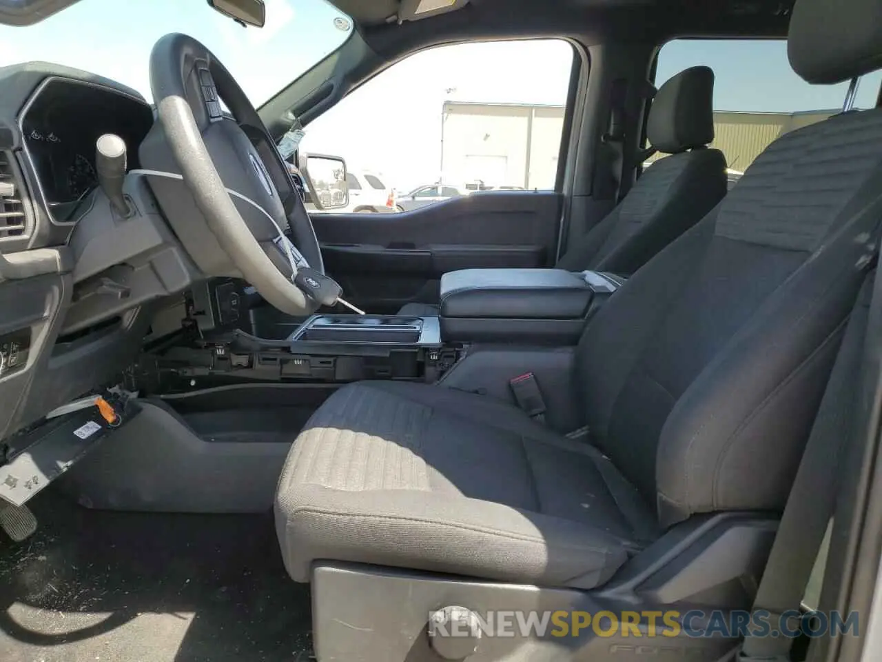 7 fotografías del automóvil dañado 1FTEW1C54PKF82670 FORD F-150 2023