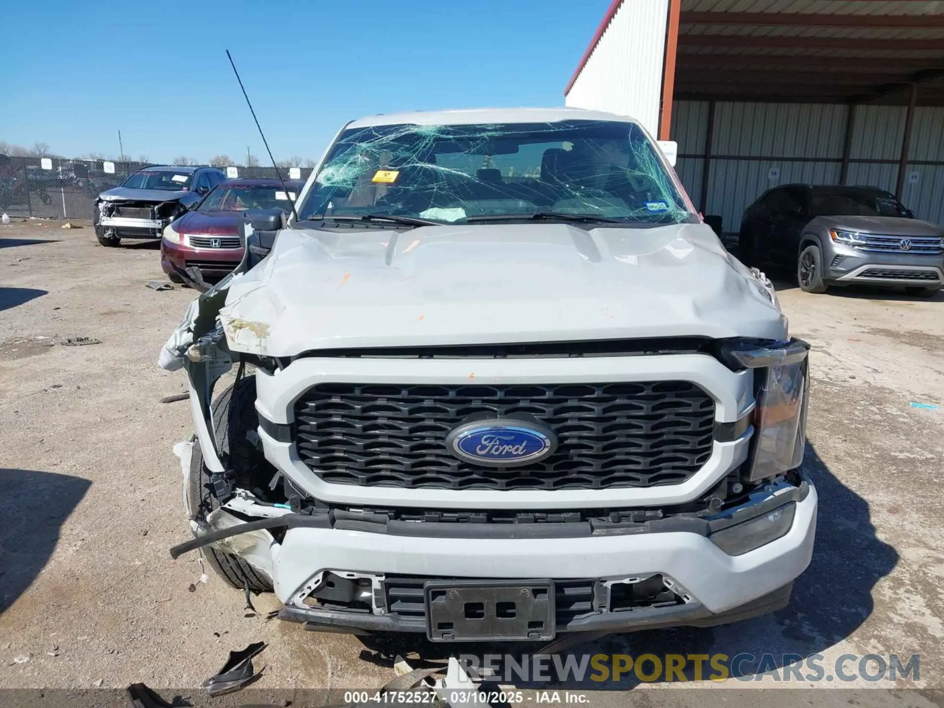 12 fotografías del automóvil dañado 1FTEW1C56PKE37212 FORD F-150 2023