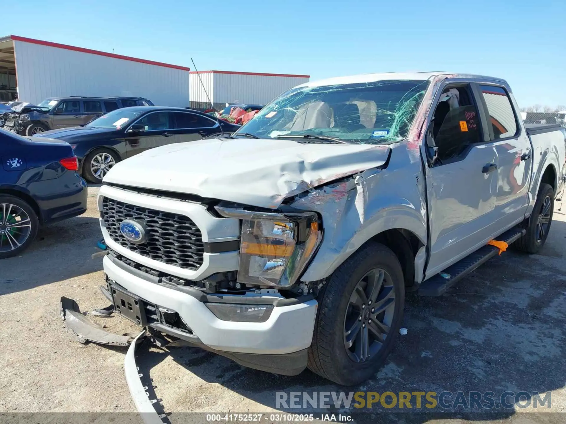 2 fotografías del automóvil dañado 1FTEW1C56PKE37212 FORD F-150 2023
