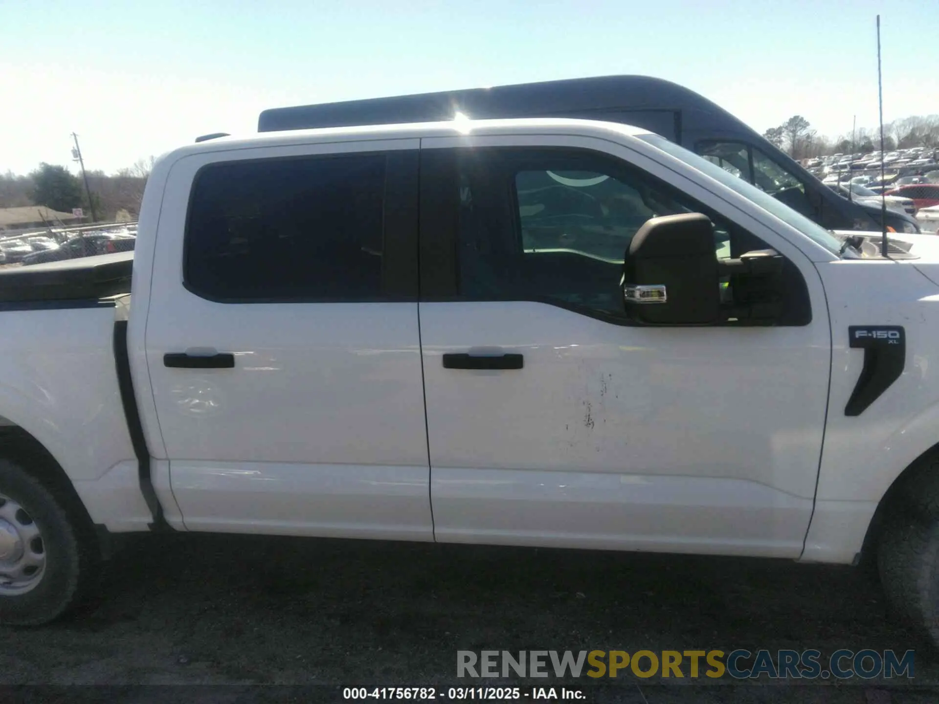 13 fotografías del automóvil dañado 1FTEW1C57PKE10438 FORD F-150 2023