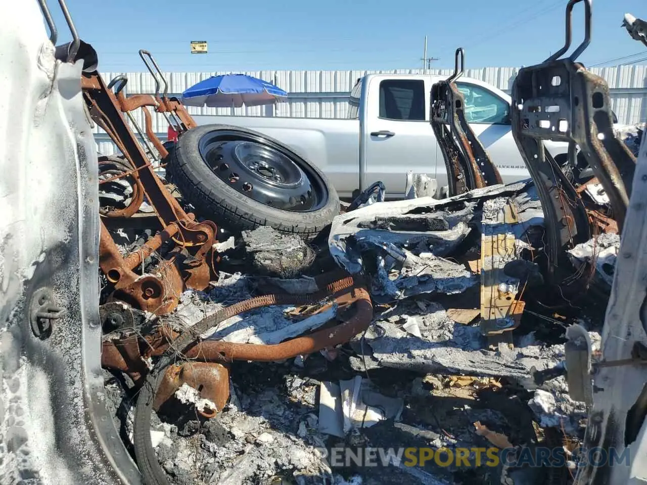 10 fotografías del automóvil dañado 1FTEW1C81PKE77742 FORD F-150 2023