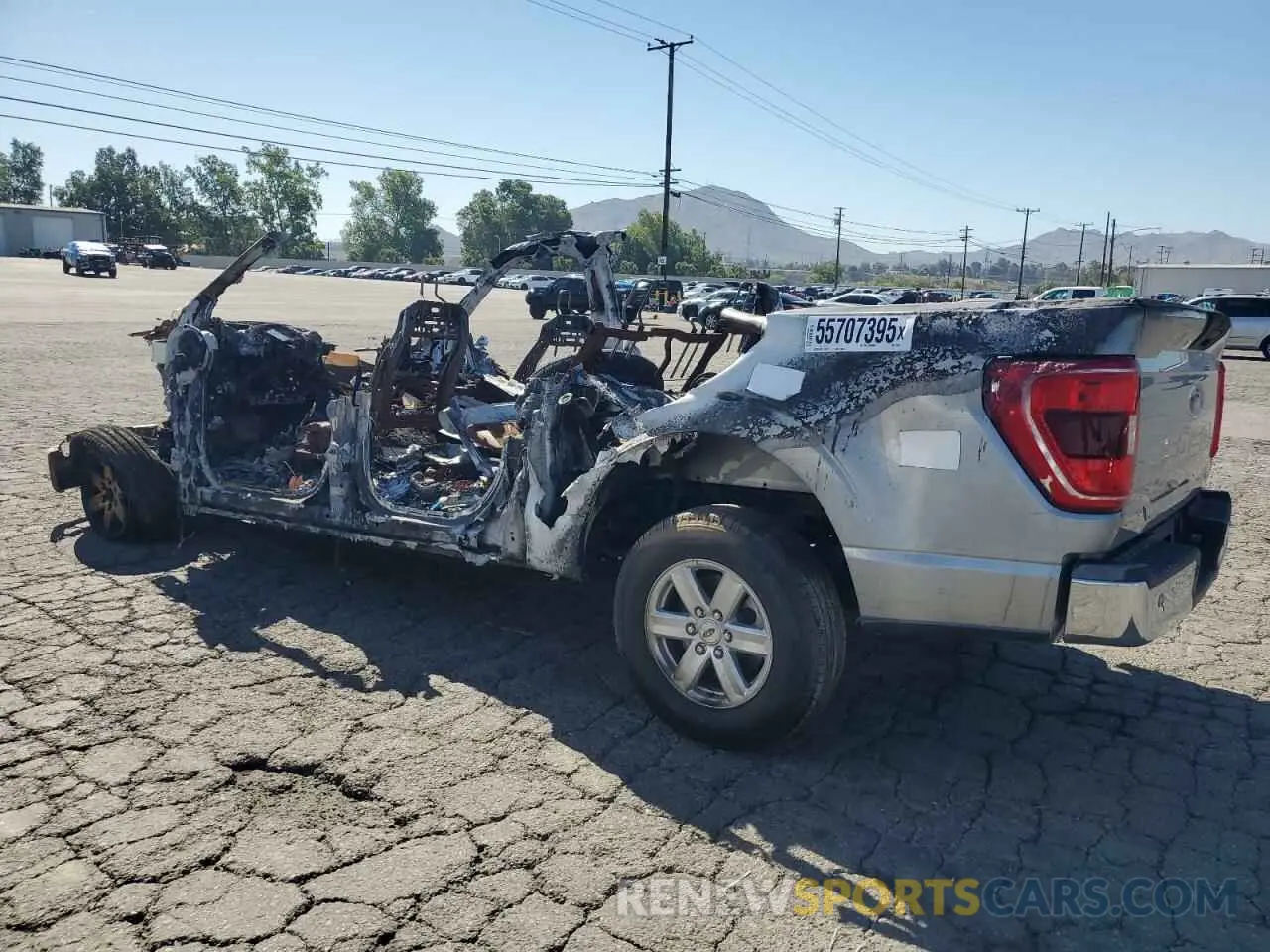 2 fotografías del automóvil dañado 1FTEW1C81PKE77742 FORD F-150 2023