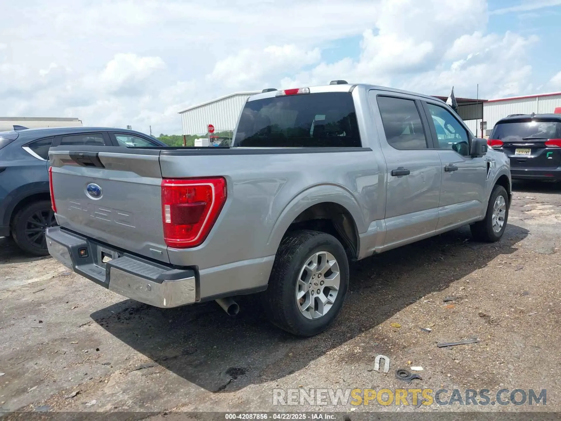 4 fotografías del automóvil dañado 1FTEW1C84PKD69454 FORD F-150 2023