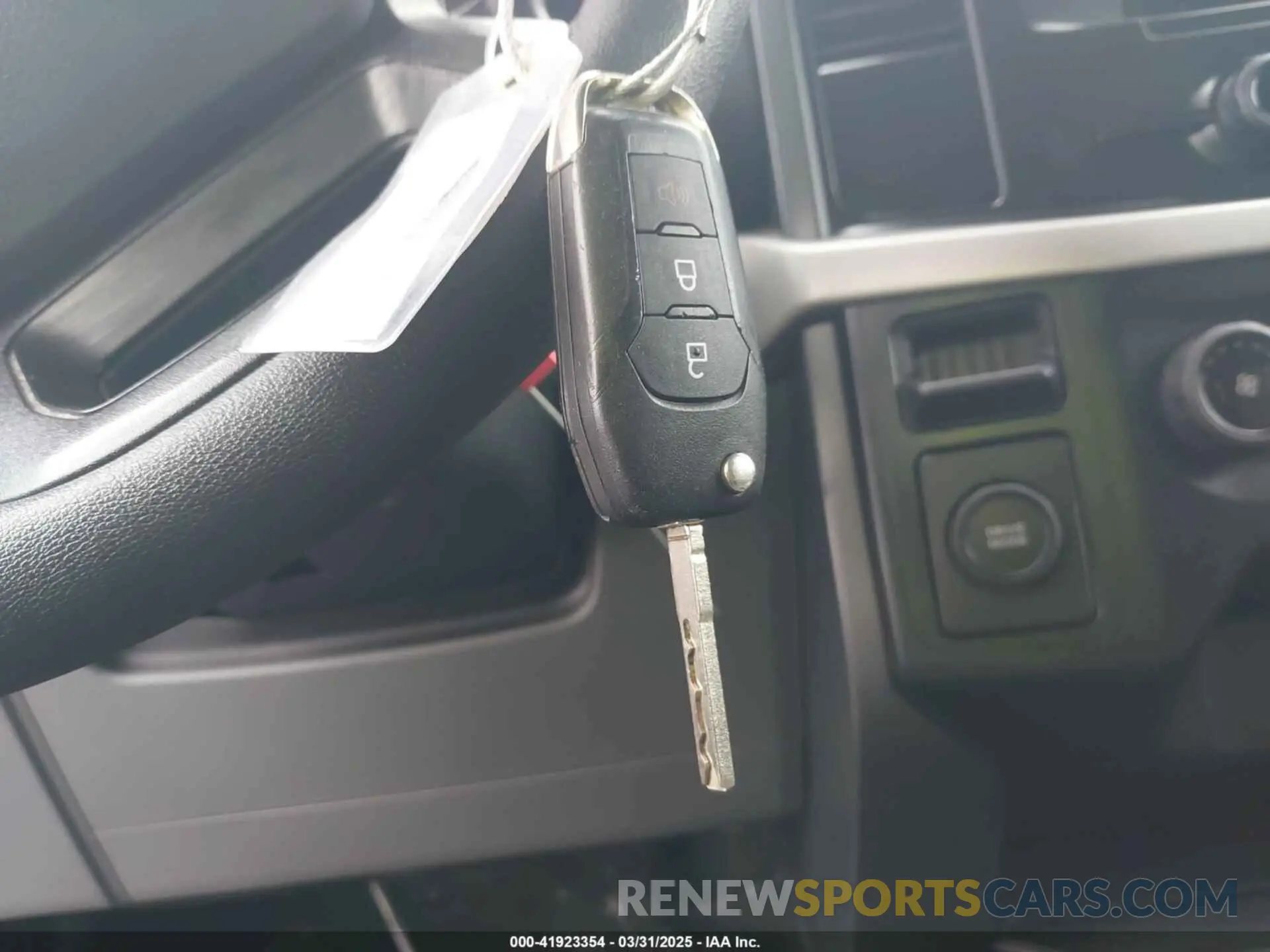 11 fotografías del automóvil dañado 1FTEW1C85PKD35491 FORD F-150 2023