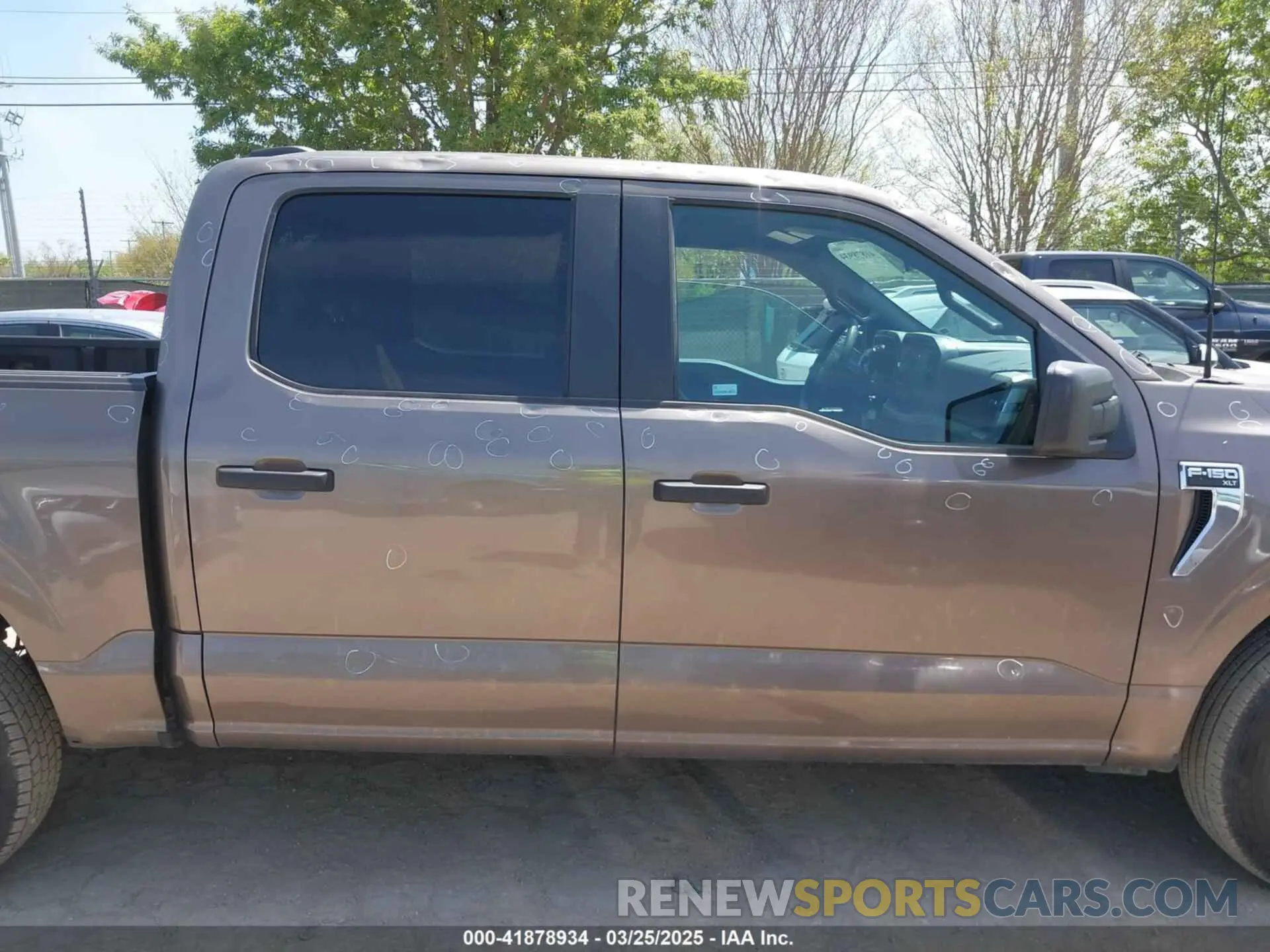 13 fotografías del automóvil dañado 1FTEW1C88PFC20988 FORD F-150 2023
