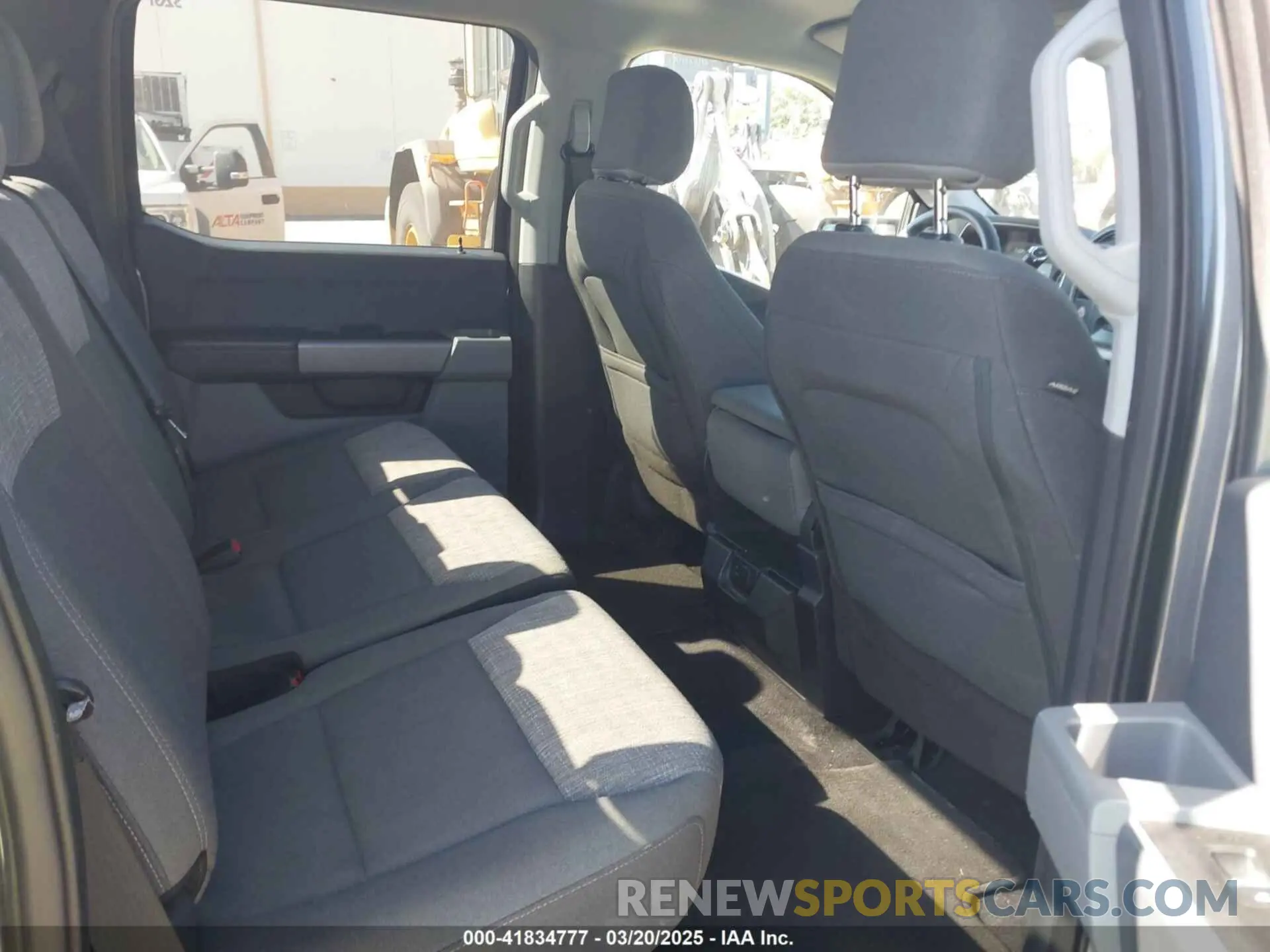 8 fotografías del automóvil dañado 1FTEW1C88PKD70185 FORD F-150 2023