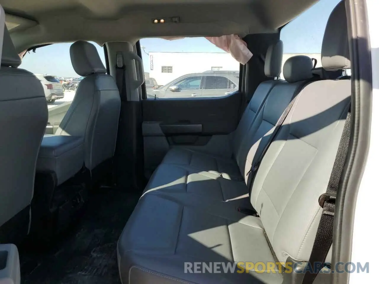 10 fotografías del automóvil dañado 1FTEW1CP1PKE10775 FORD F-150 2023