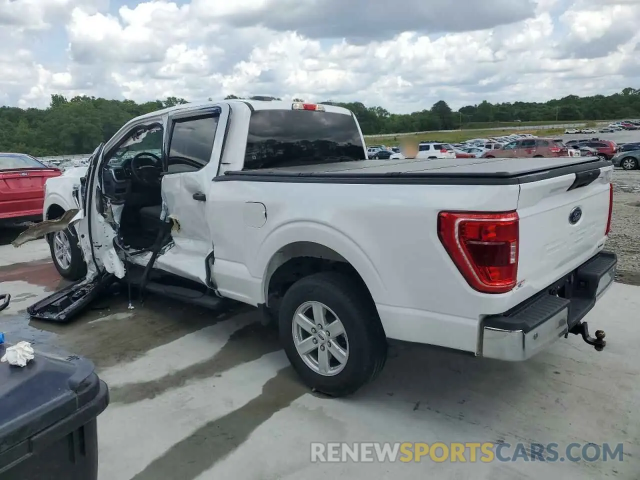 2 fotografías del automóvil dañado 1FTEW1CP2PKD34869 FORD F-150 2023