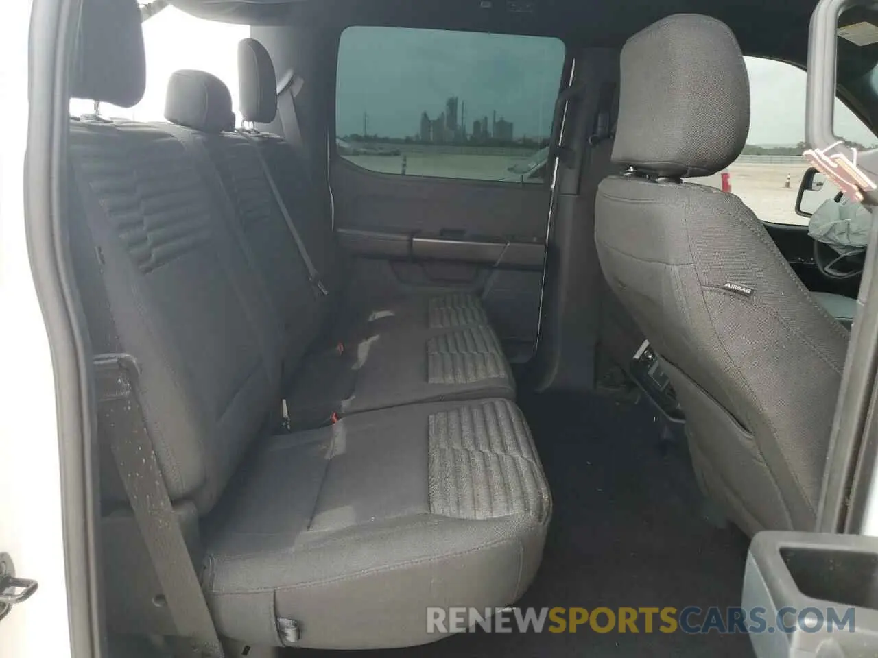 10 fotografías del automóvil dañado 1FTEW1CP2PKE04340 FORD F-150 2023