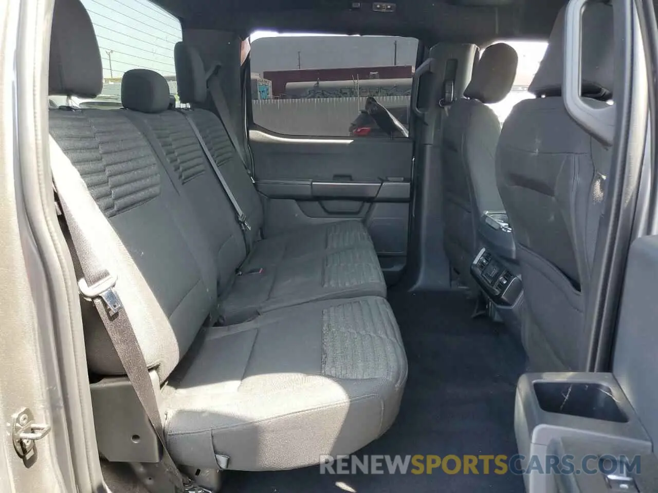 11 fotografías del automóvil dañado 1FTEW1CP4PKE03786 FORD F-150 2023