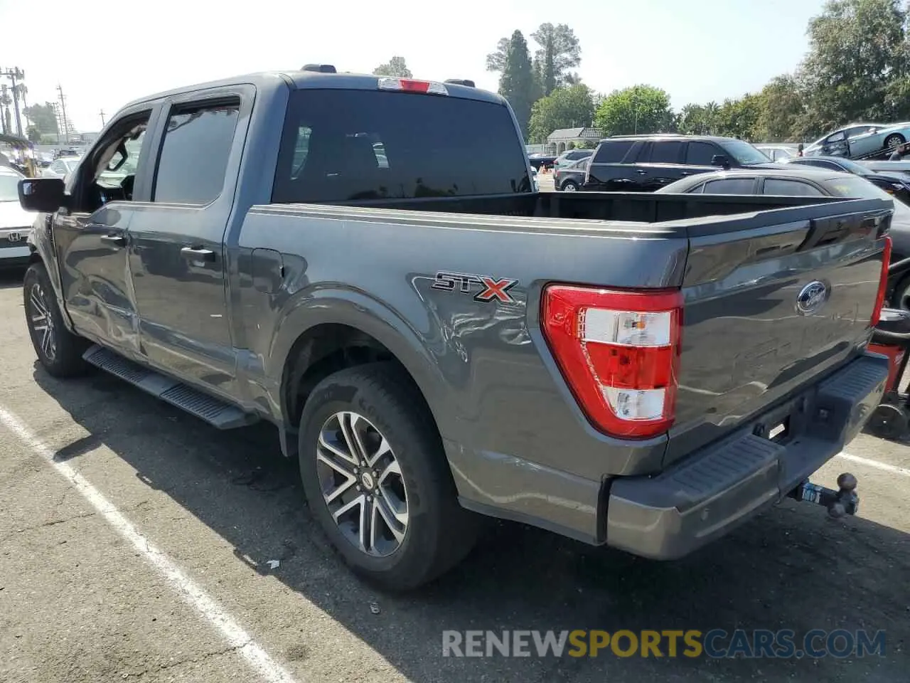 2 fotografías del automóvil dañado 1FTEW1CP4PKE03786 FORD F-150 2023