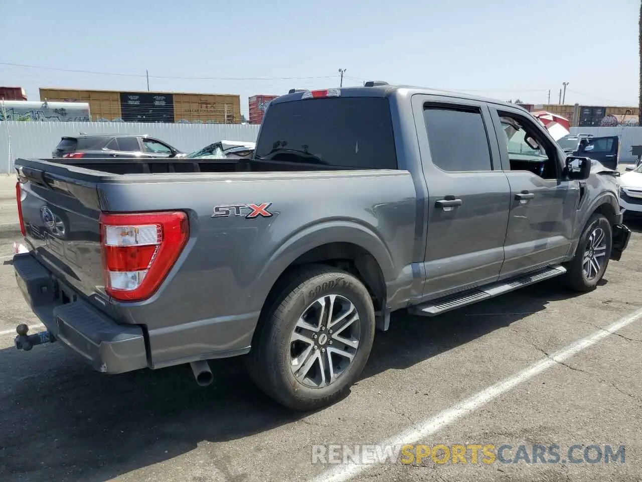 3 fotografías del automóvil dañado 1FTEW1CP4PKE03786 FORD F-150 2023