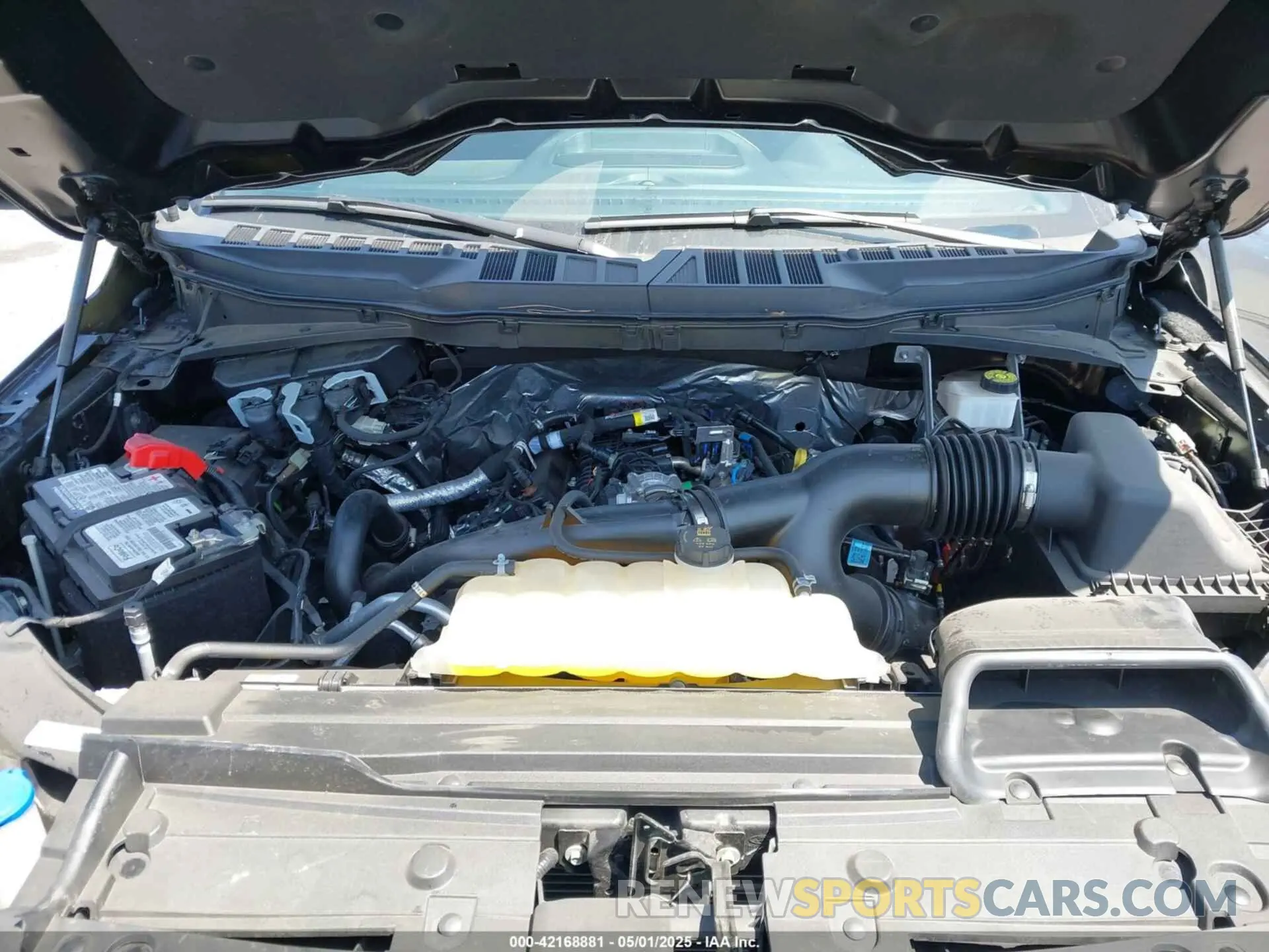 10 fotografías del automóvil dañado 1FTEW1CP5PKF30854 FORD F-150 2023