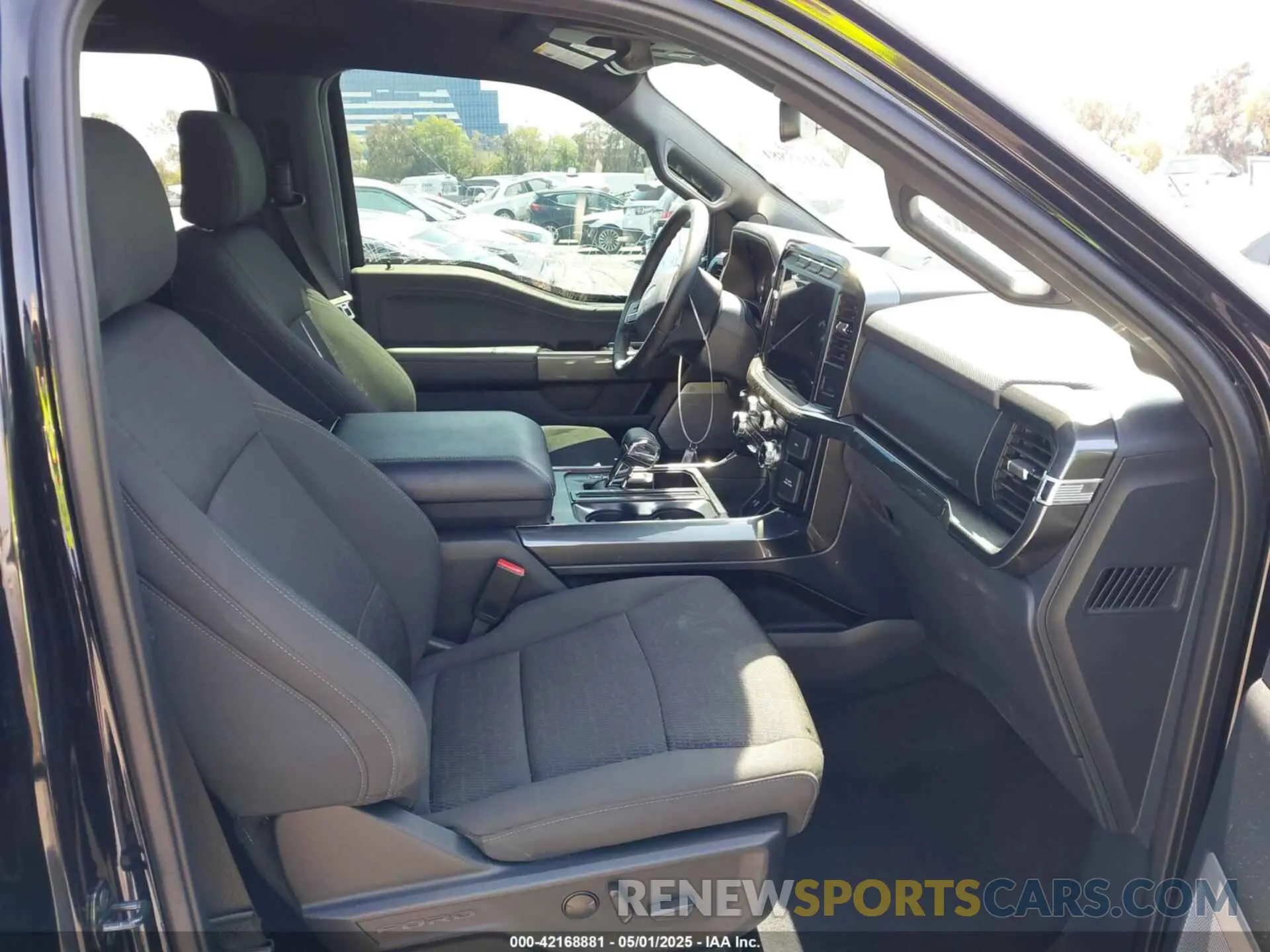 5 fotografías del automóvil dañado 1FTEW1CP5PKF30854 FORD F-150 2023