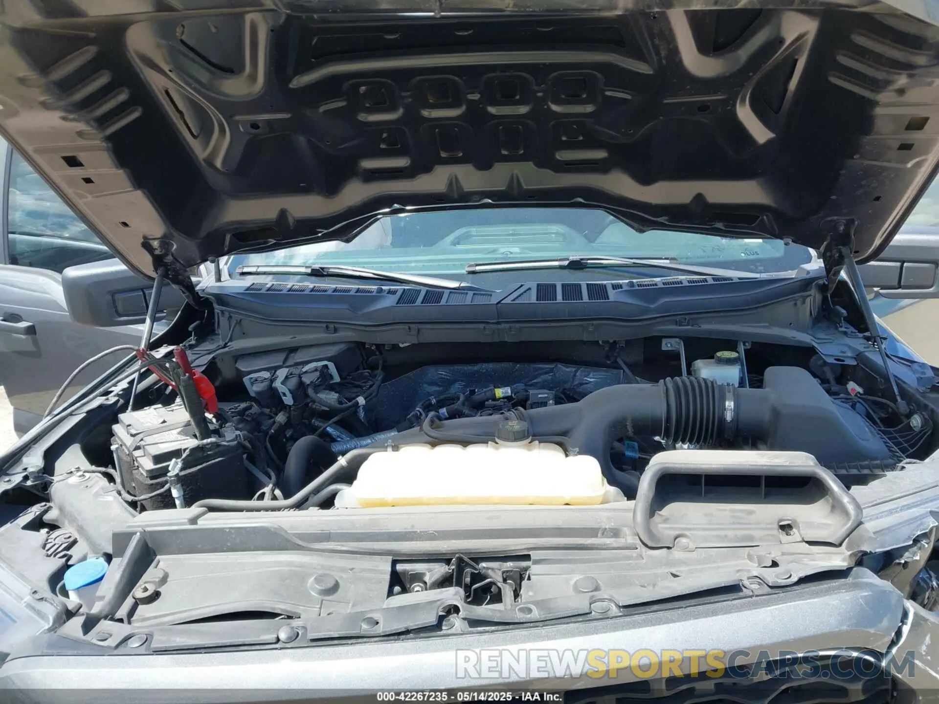 10 fotografías del automóvil dañado 1FTEW1CP6PKD62092 FORD F-150 2023