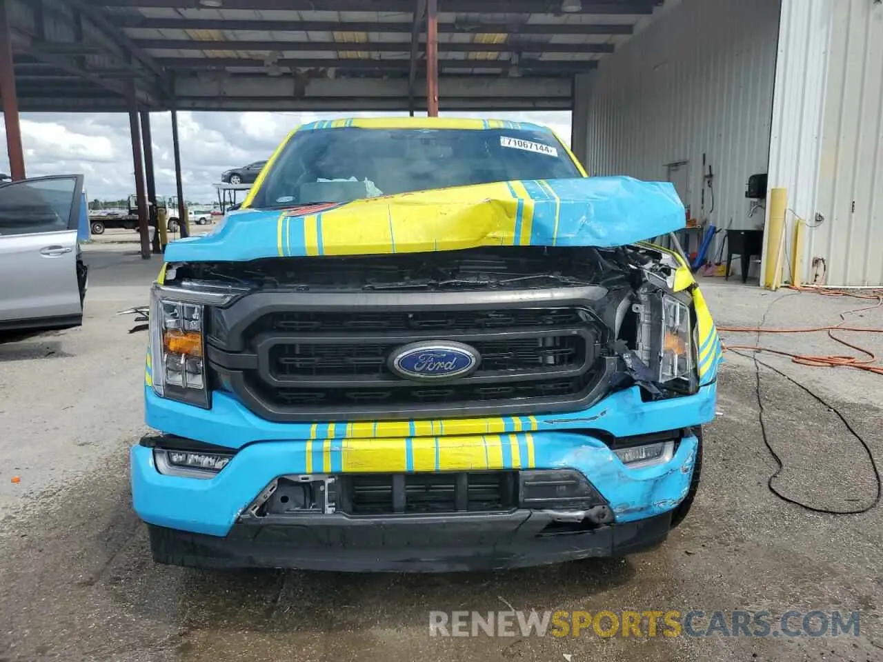 5 fotografías del automóvil dañado 1FTEW1CP7PKD19588 FORD F-150 2023