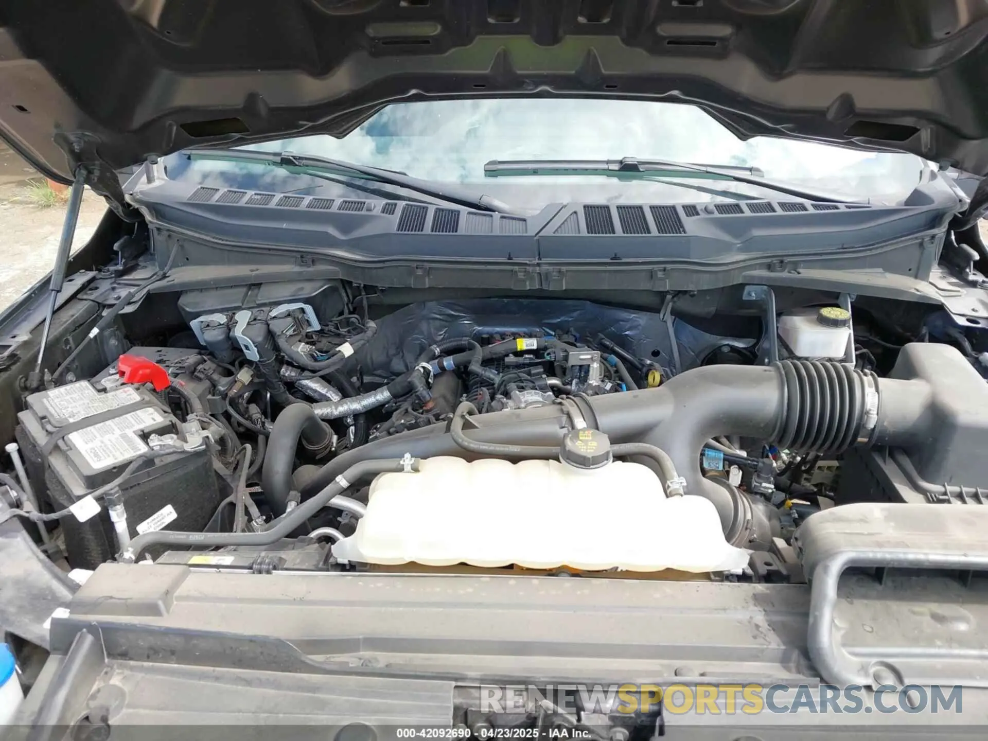 10 fotografías del automóvil dañado 1FTEW1CP8PKE92780 FORD F-150 2023