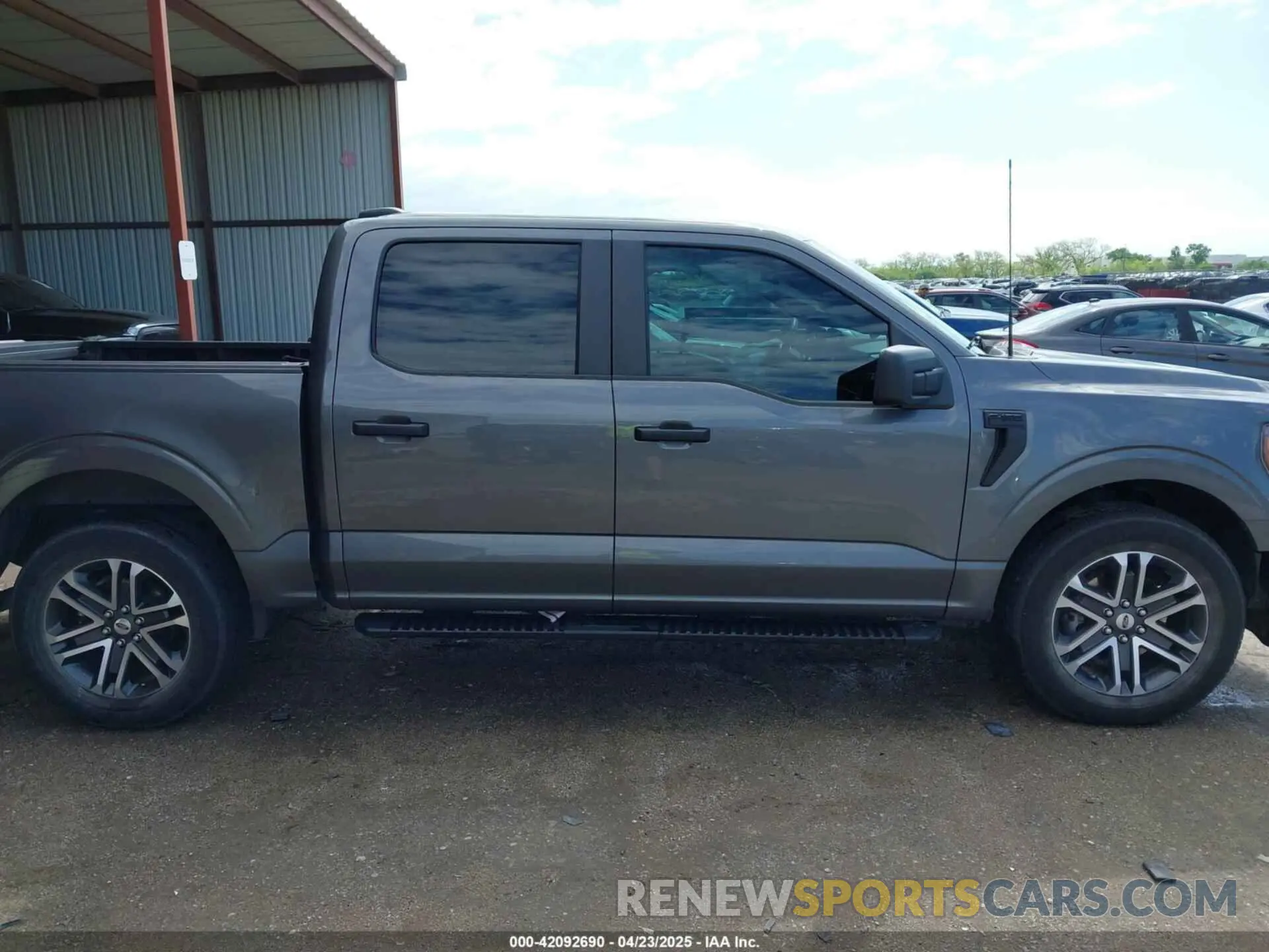 13 fotografías del automóvil dañado 1FTEW1CP8PKE92780 FORD F-150 2023