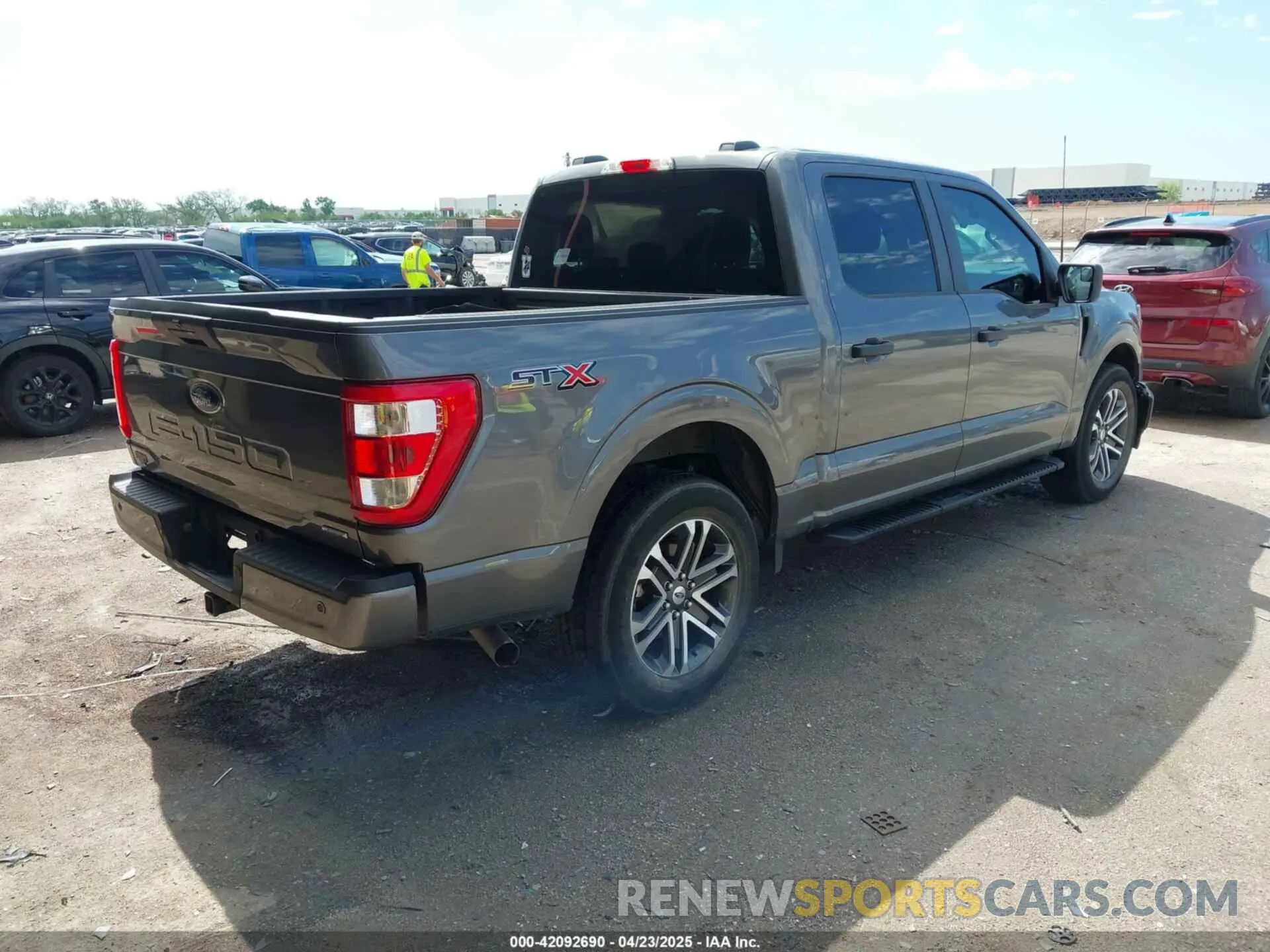 4 fotografías del automóvil dañado 1FTEW1CP8PKE92780 FORD F-150 2023