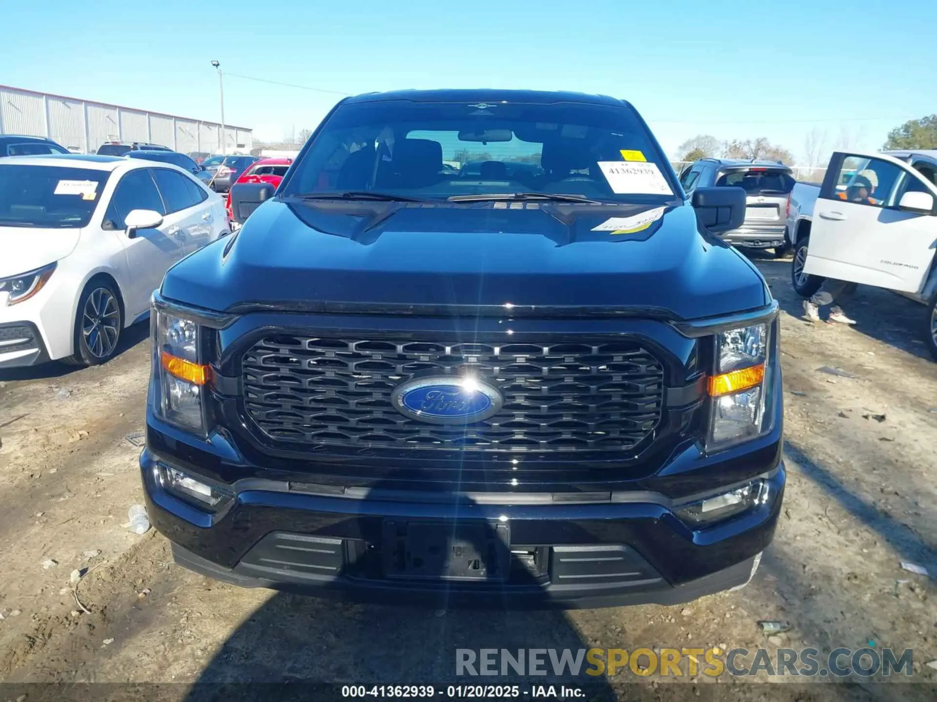 12 fotografías del automóvil dañado 1FTEW1CP8PKF89753 FORD F-150 2023